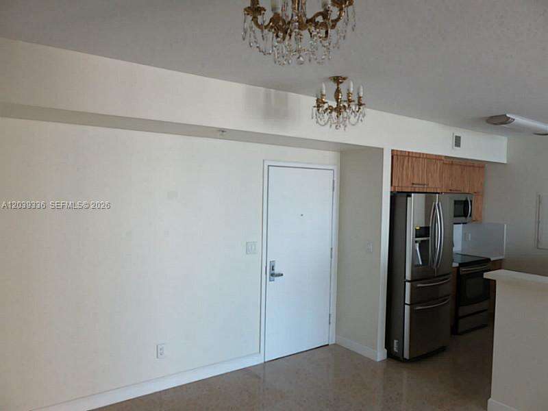 One Miami West at 325 Biscayne Blvd, Miami, FL 33131 - For Rent photo 6