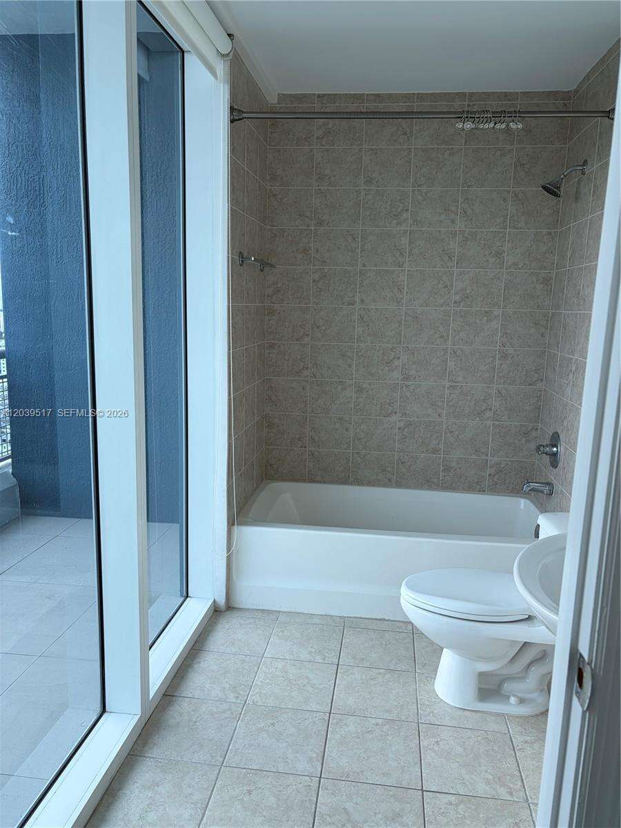 Infinity At Brickell at 60 13 St, Miami, FL 33130 - For Rent photo 15