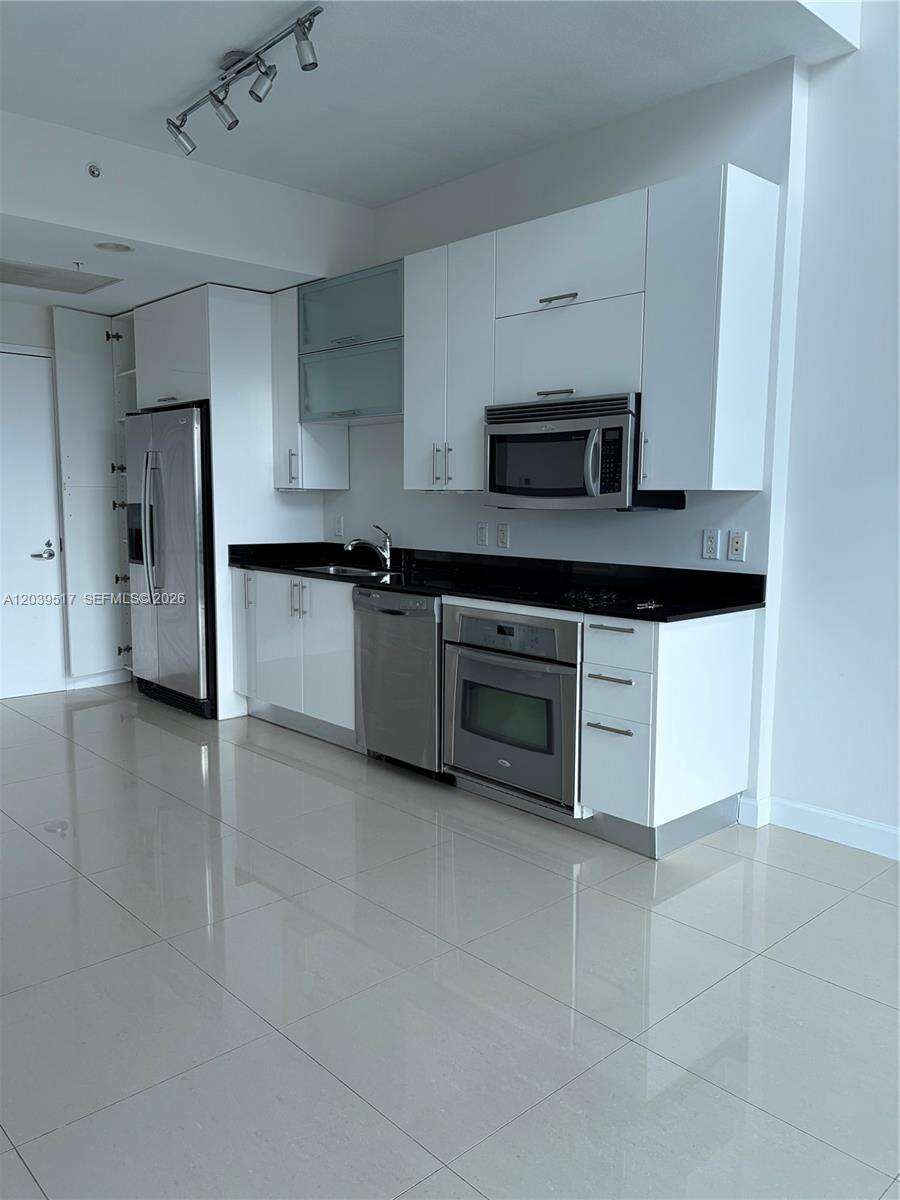 Infinity At Brickell at 60 13 St, Miami, FL 33130 - For Rent photo 3