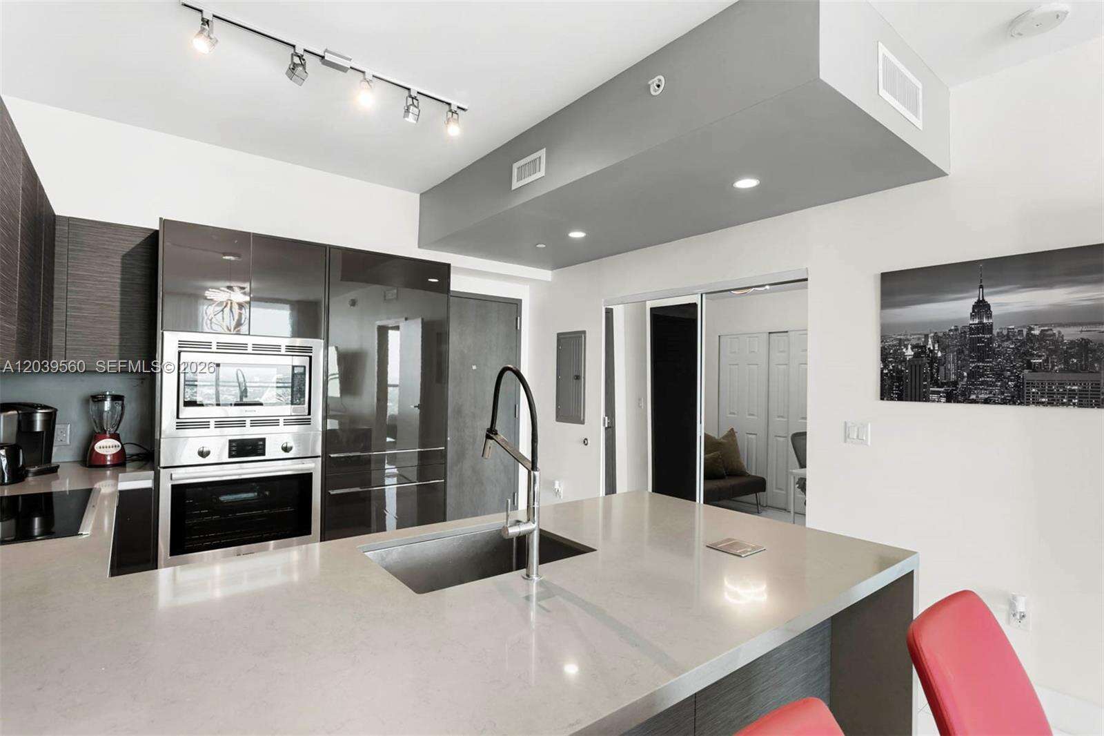 The Bond On Brickell at 1080 Brickell Ave, Miami, FL 33131 - For Rent photo 16