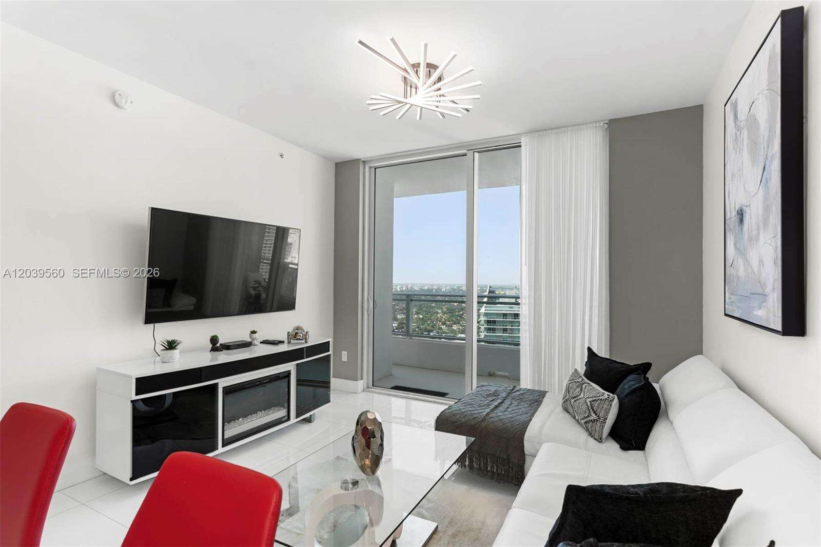 The Bond On Brickell at 1080 Brickell Ave, Miami, FL 33131 - For Rent photo 3