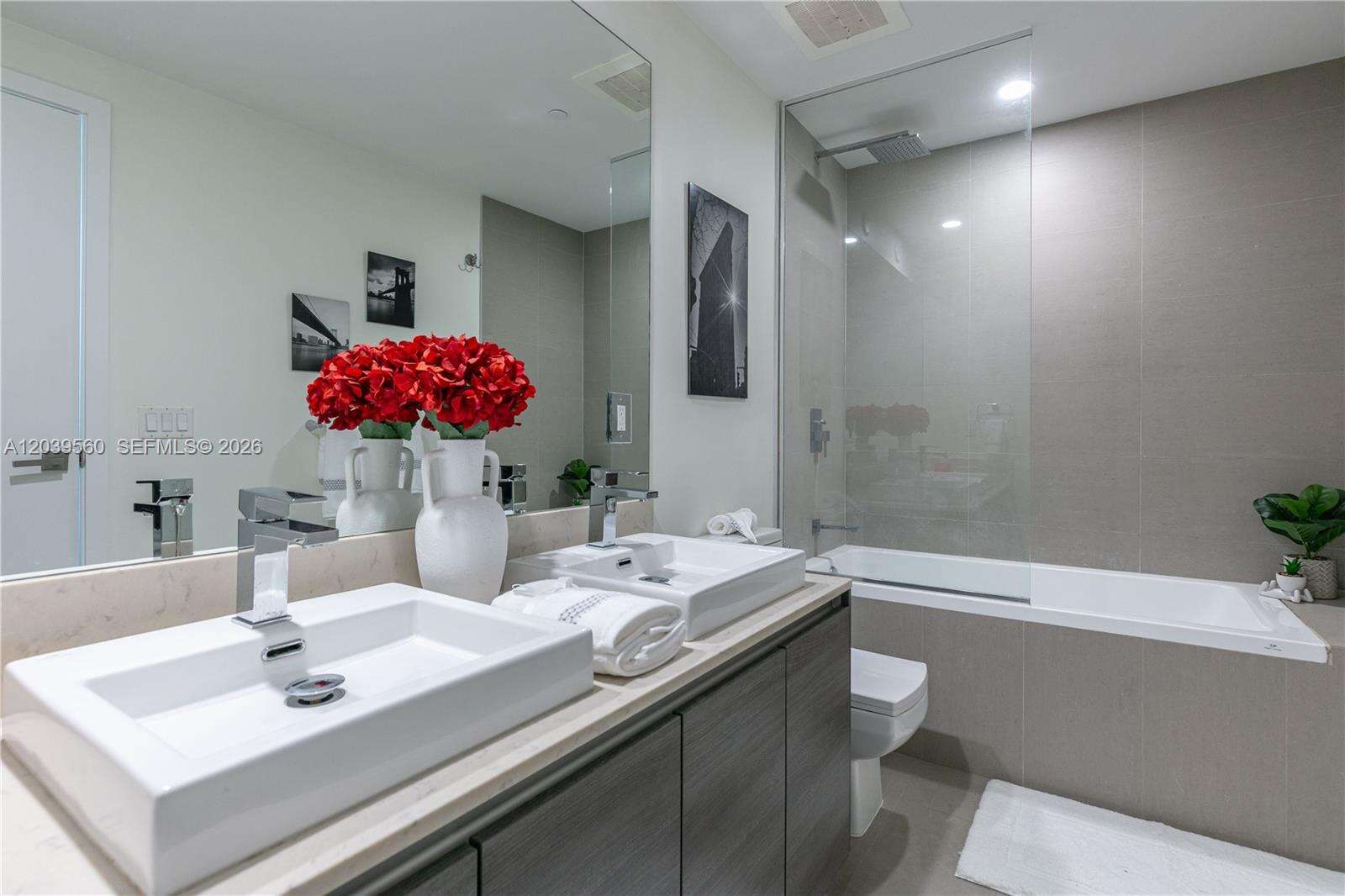 The Bond On Brickell at 1080 Brickell Ave, Miami, FL 33131 - For Rent photo 27