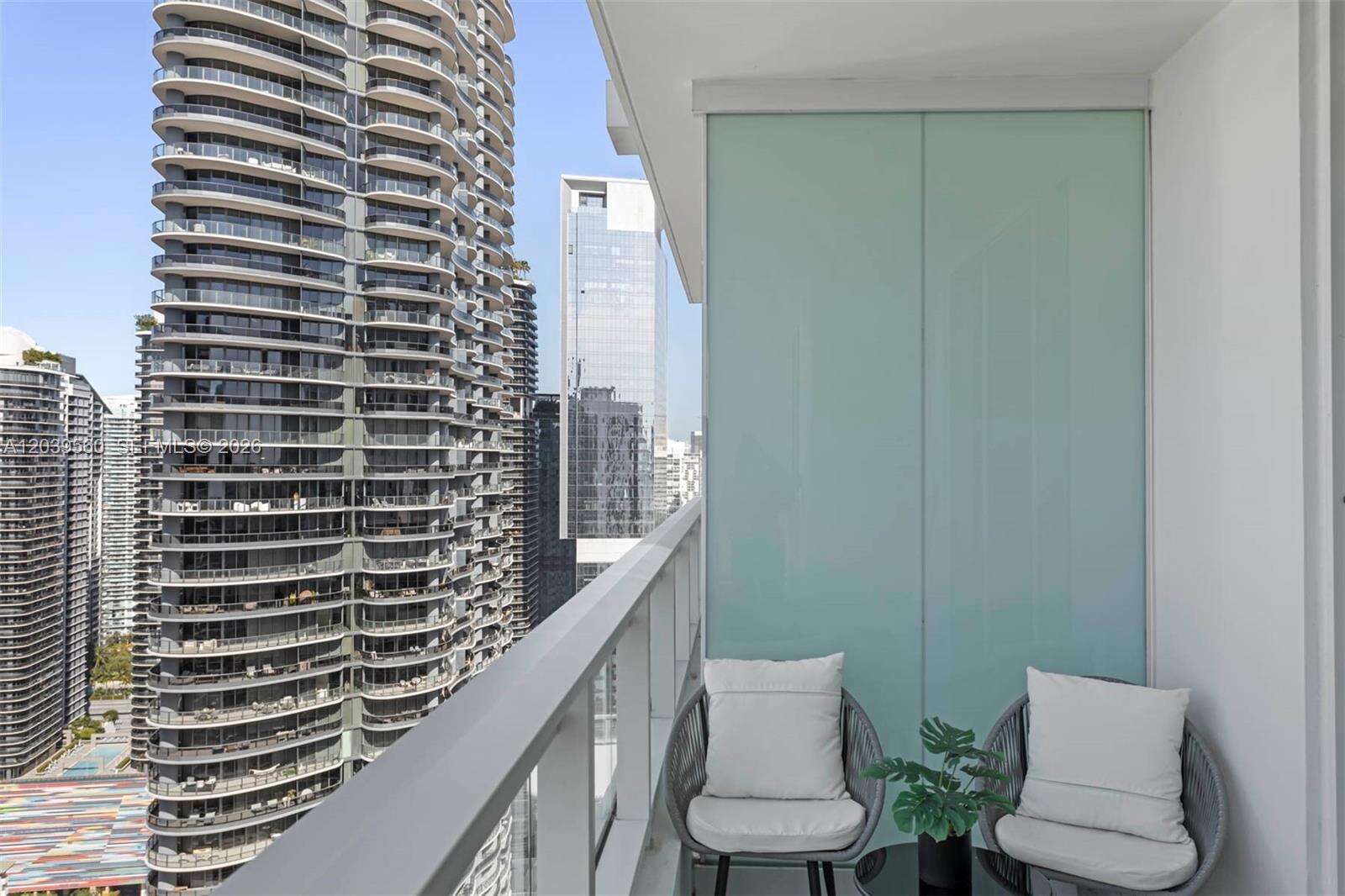 The Bond On Brickell at 1080 Brickell Ave, Miami, FL 33131 - For Rent photo 40