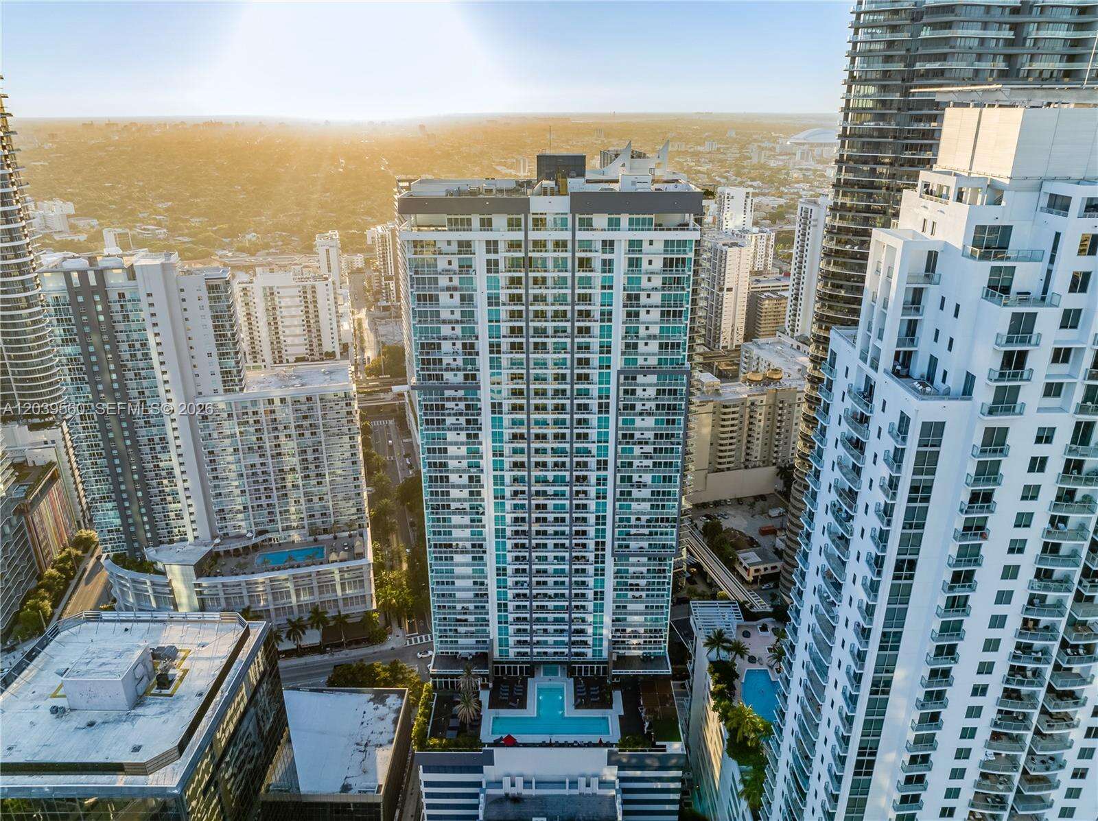 The Bond On Brickell at 1080 Brickell Ave, Miami, FL 33131 - For Rent photo 48