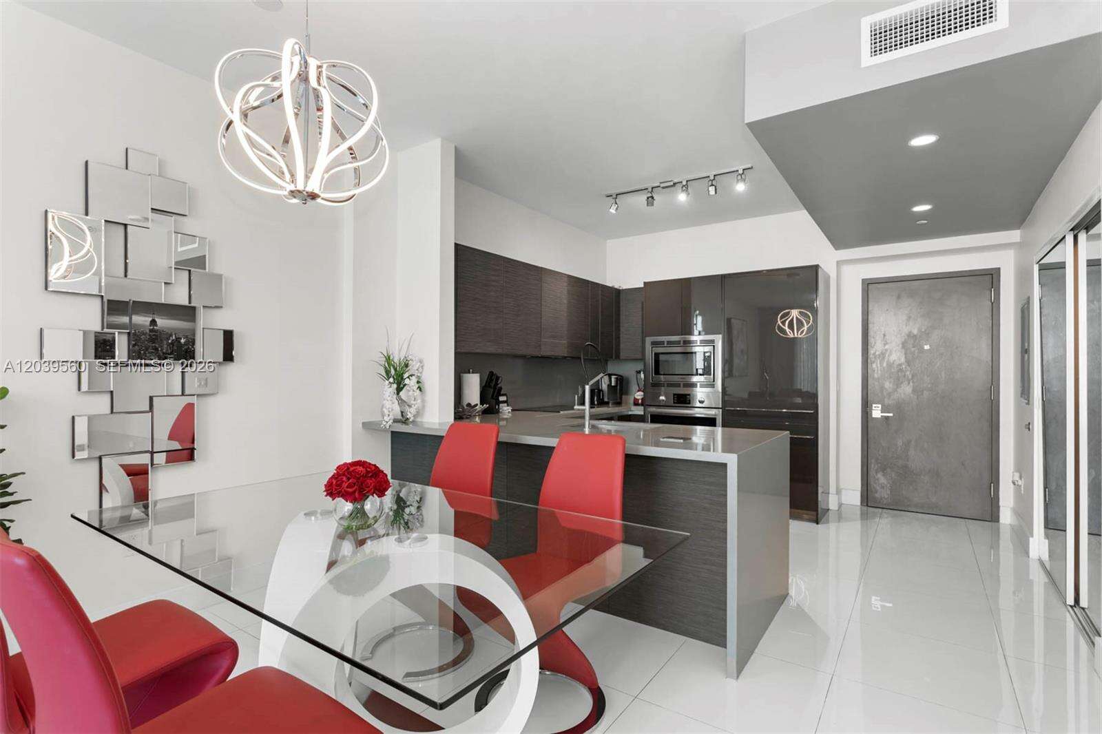 The Bond On Brickell at 1080 Brickell Ave, Miami, FL 33131 - For Rent photo 8
