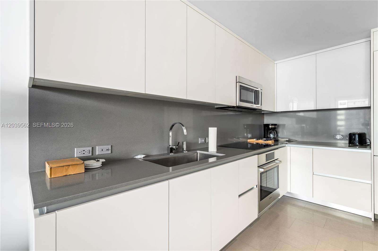 Rise Brickell at 88 7 St, Miami, FL 33130 - For Rent photo 3