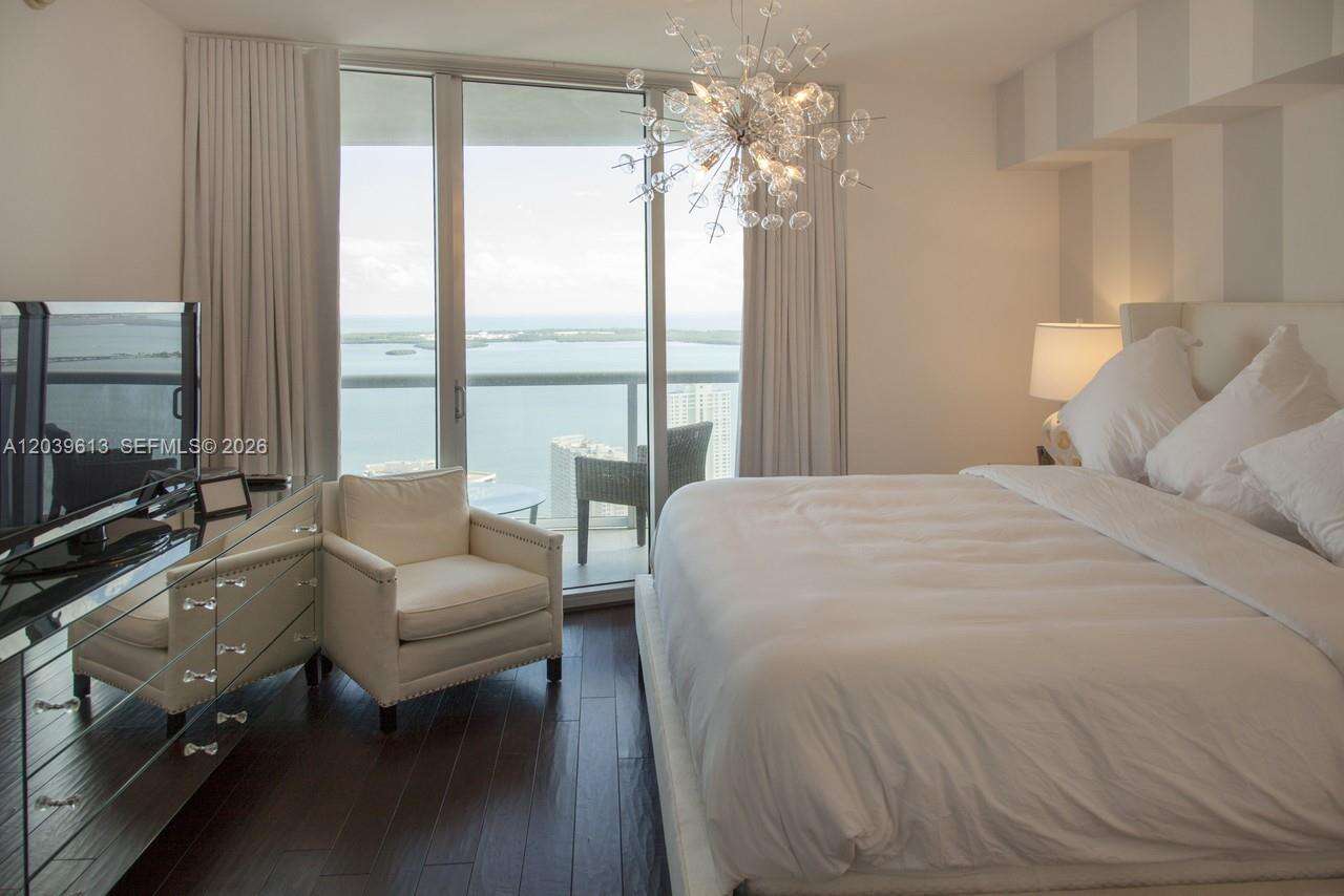 Icon Brickell 1 at 465 Brickell Ave, Miami, FL 33131 - For Rent photo 4