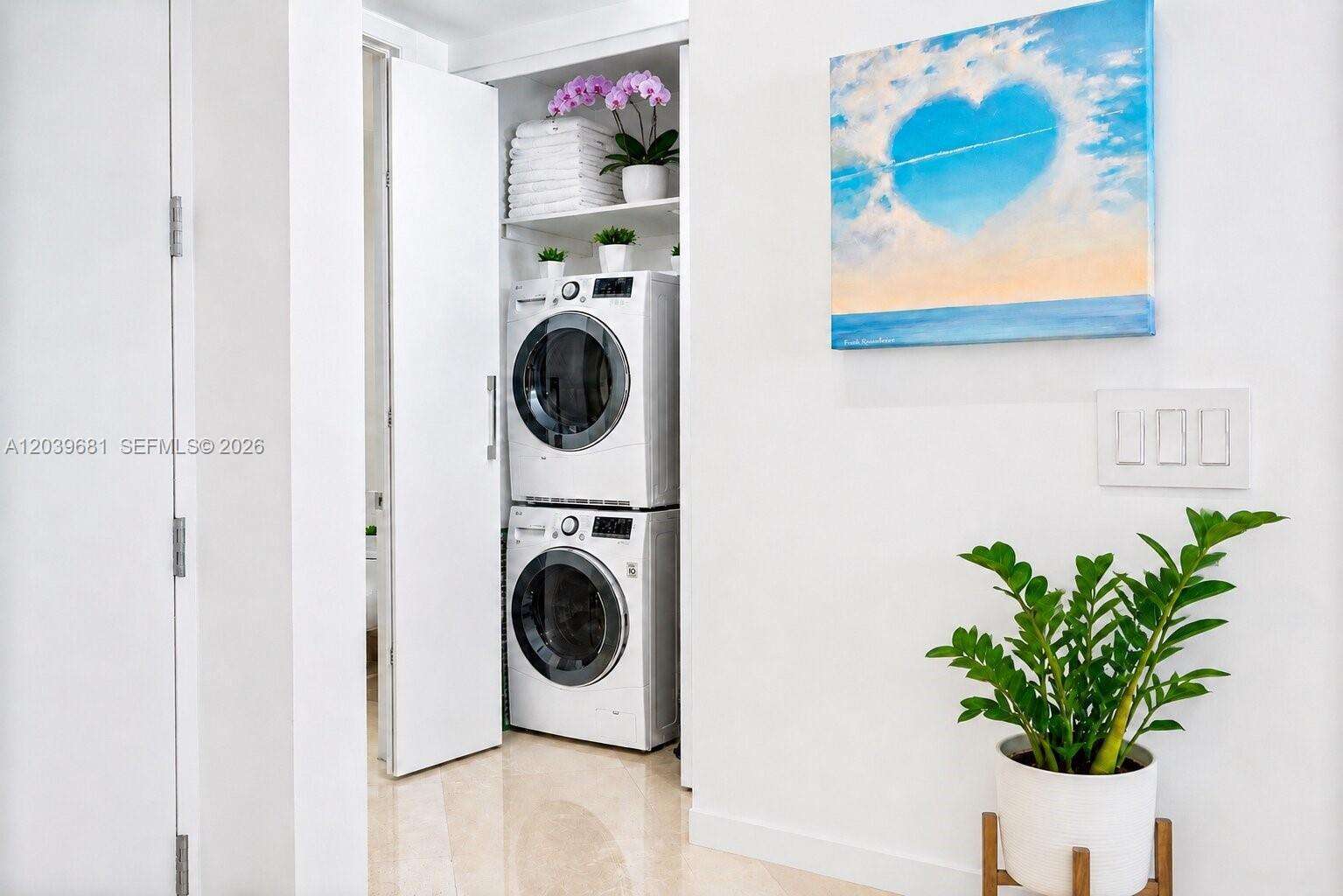 Continuum South Tower at 100 Pointe Dr, Miami Beach, FL 33139 - For Rent photo 14