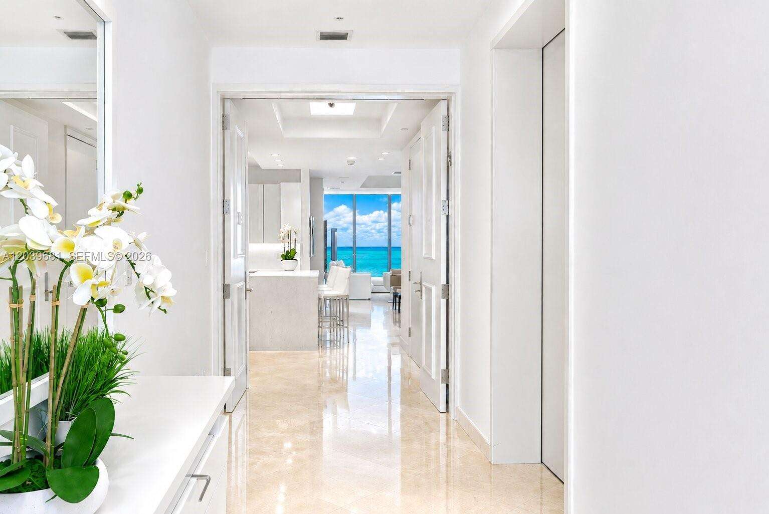 Continuum South Tower at 100 Pointe Dr, Miami Beach, FL 33139 - For Rent photo 6