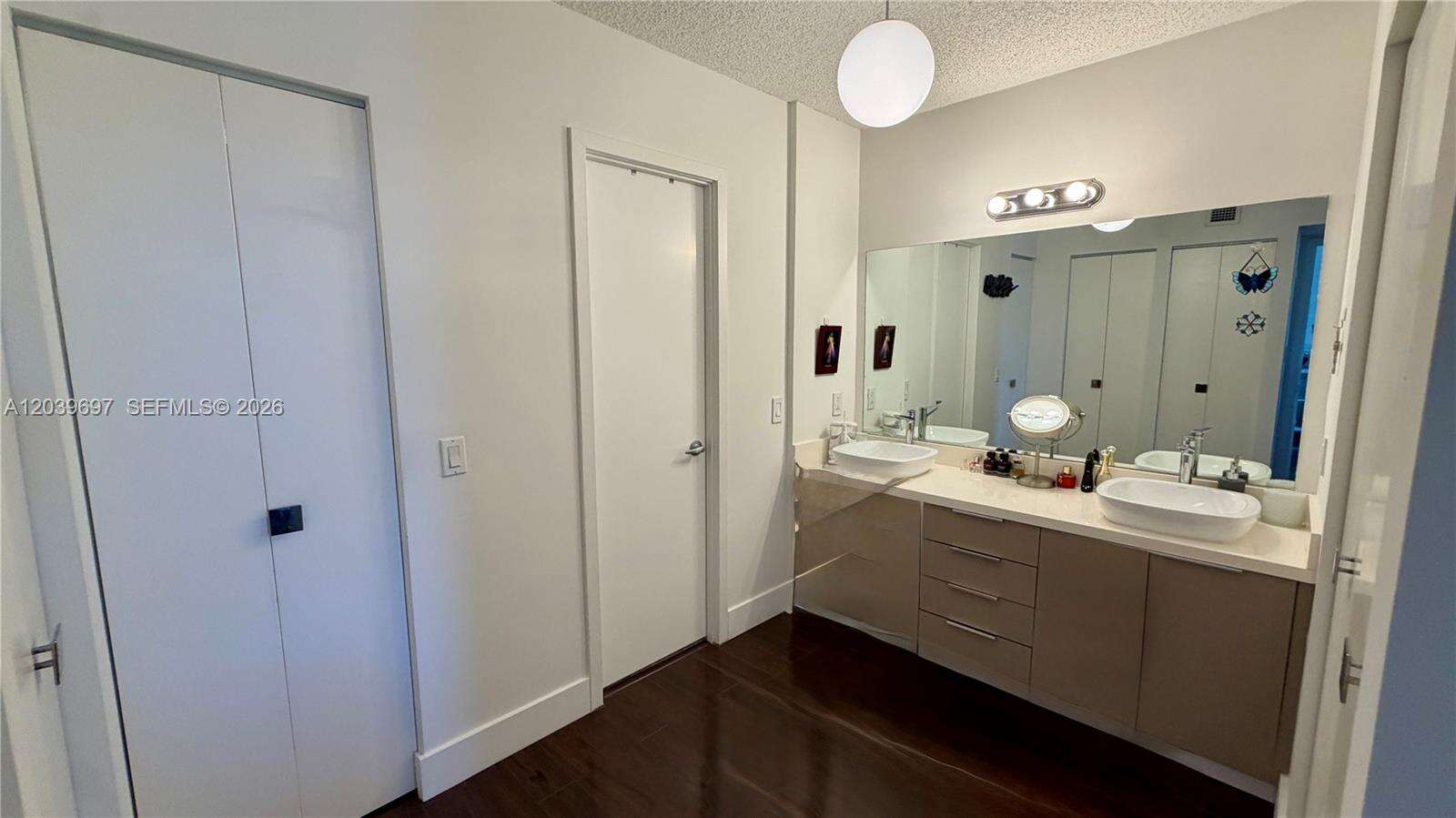 Flamenco Tower 1 at 3701 Country Club Dr, Aventura, FL 33180 - For Rent photo 16