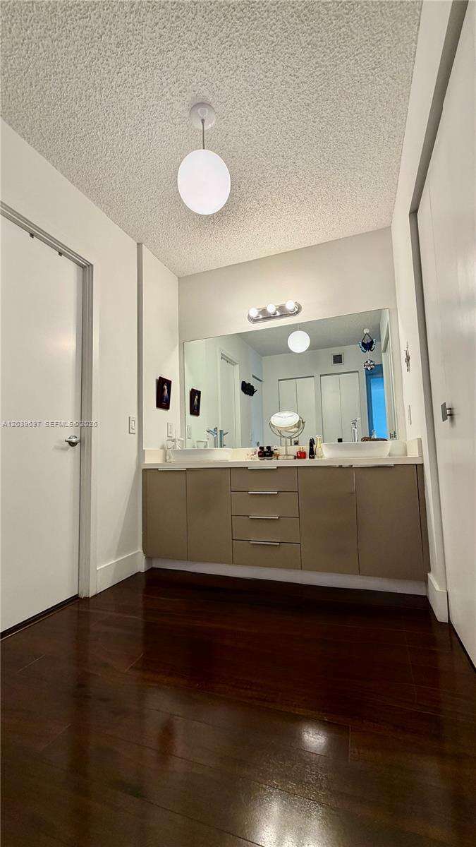 Flamenco Tower 1 at 3701 Country Club Dr, Aventura, FL 33180 - For Rent photo 17