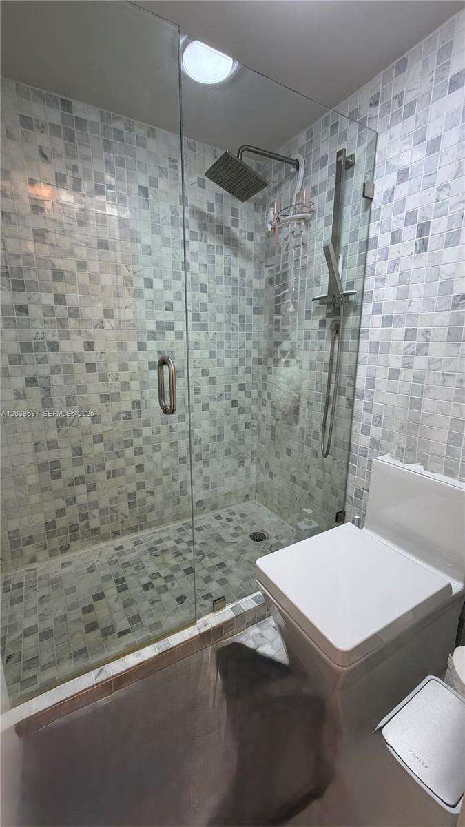 Flamenco Tower 1 at 3701 Country Club Dr, Aventura, FL 33180 - For Rent photo 24