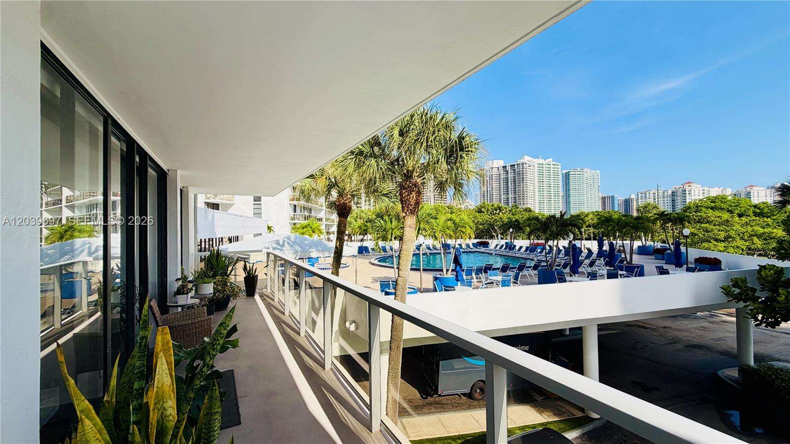 Flamenco Tower 1 at 3701 Country Club Dr, Aventura, FL 33180 - For Rent photo 25