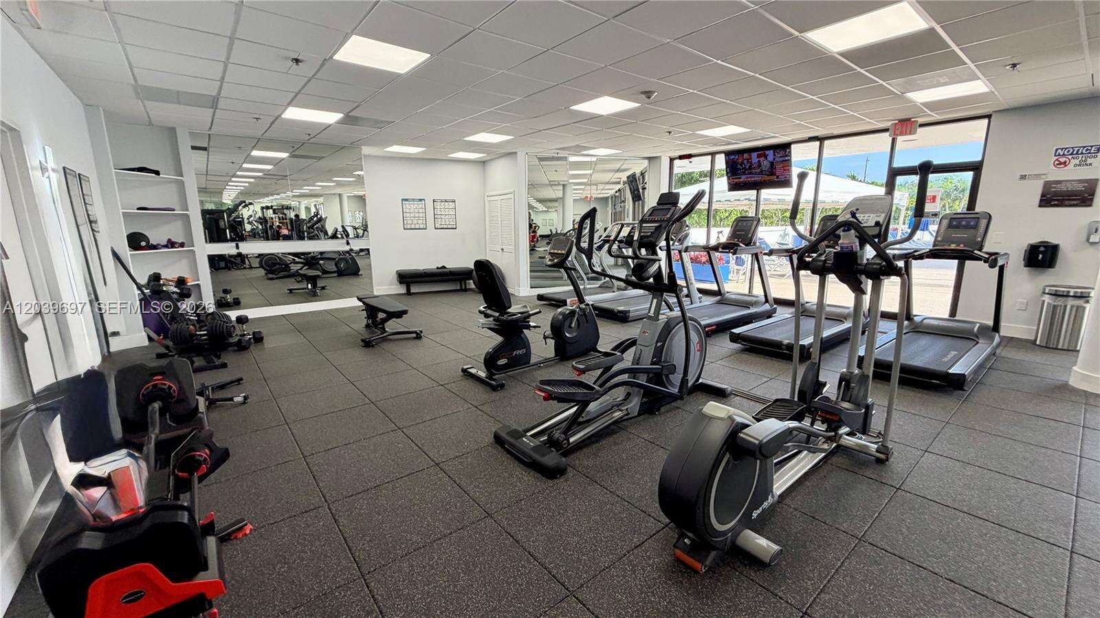 Flamenco Tower 1 at 3701 Country Club Dr, Aventura, FL 33180 - For Rent photo 46