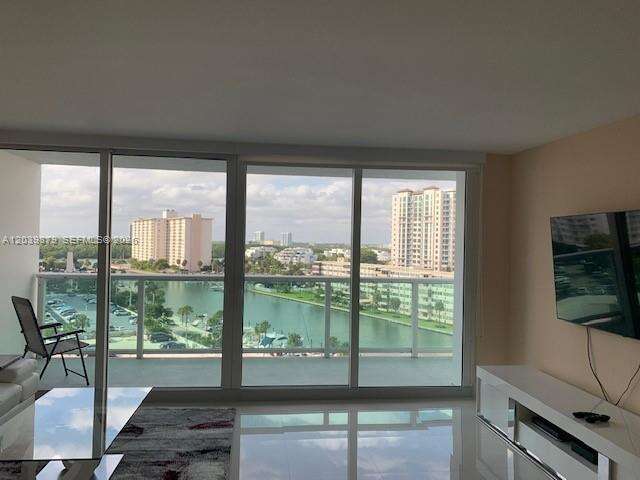 Arlen House at 100 Bayview Dr, Sunny Isles Beach, FL 33160 - For Rent photo 2