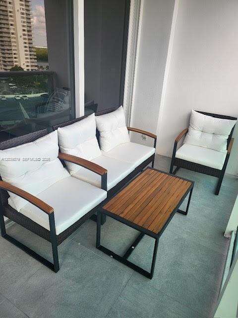 Arlen House at 100 Bayview Dr, Sunny Isles Beach, FL 33160 - For Rent photo 21