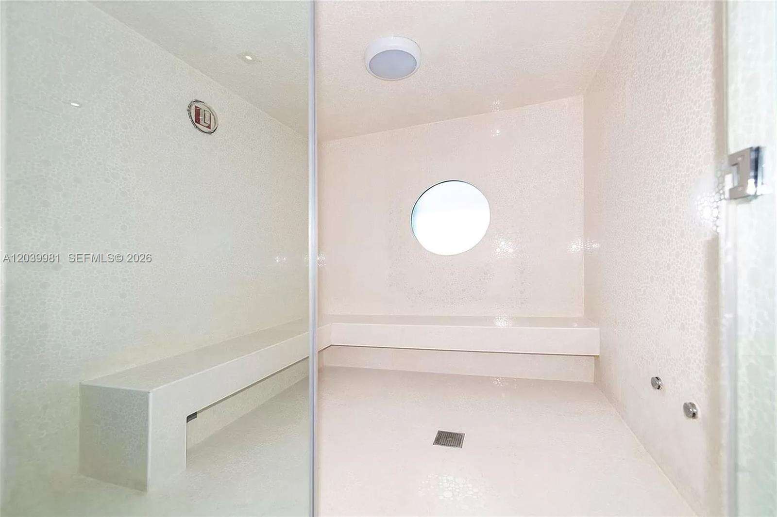 Bentley Bay at 540 W Ave, Miami Beach, FL 33139 - For Rent photo 31