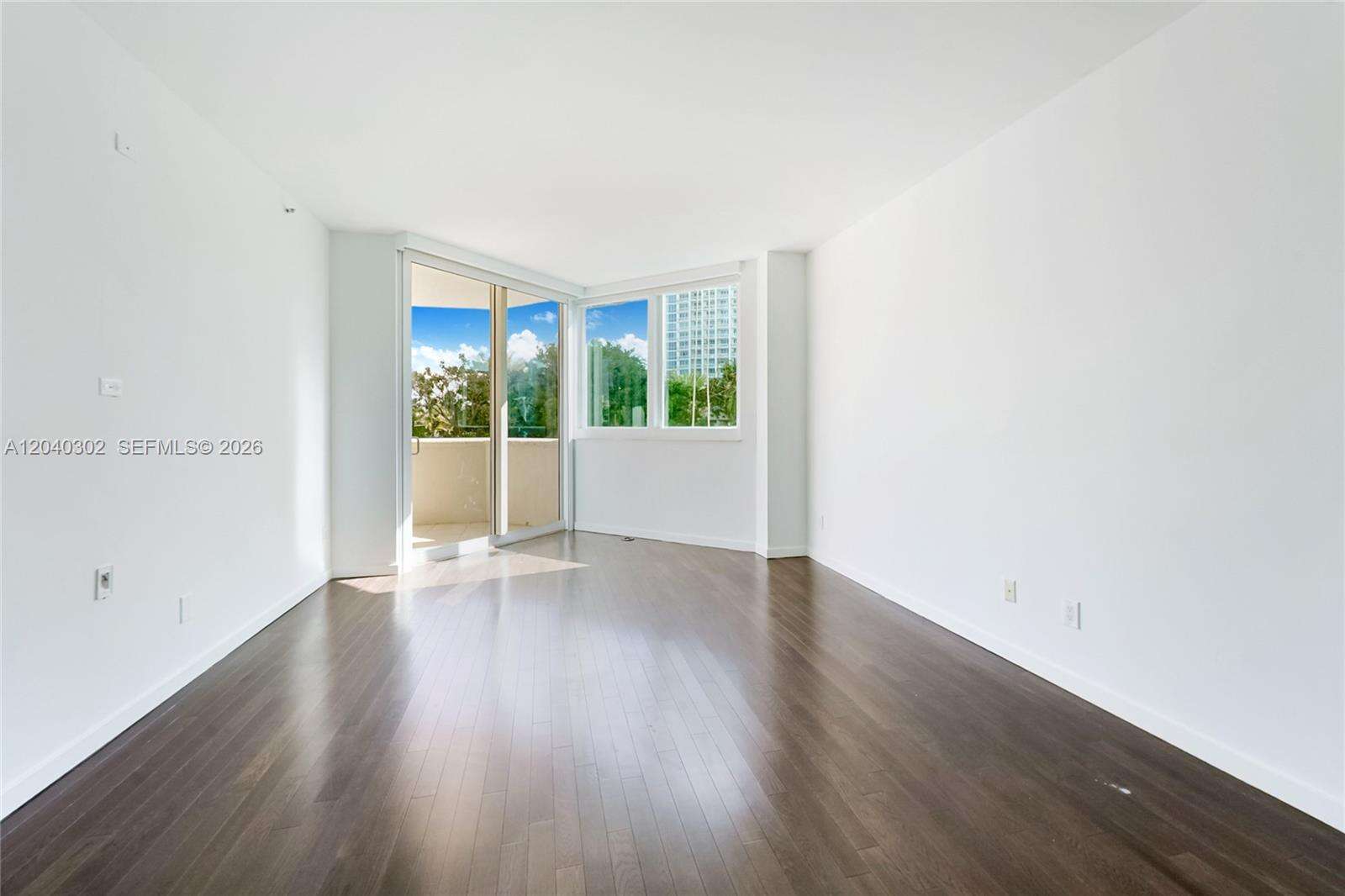 Portofino Tower at 300 Pointe Dr, Miami Beach, FL 33139 - For Rent photo 15
