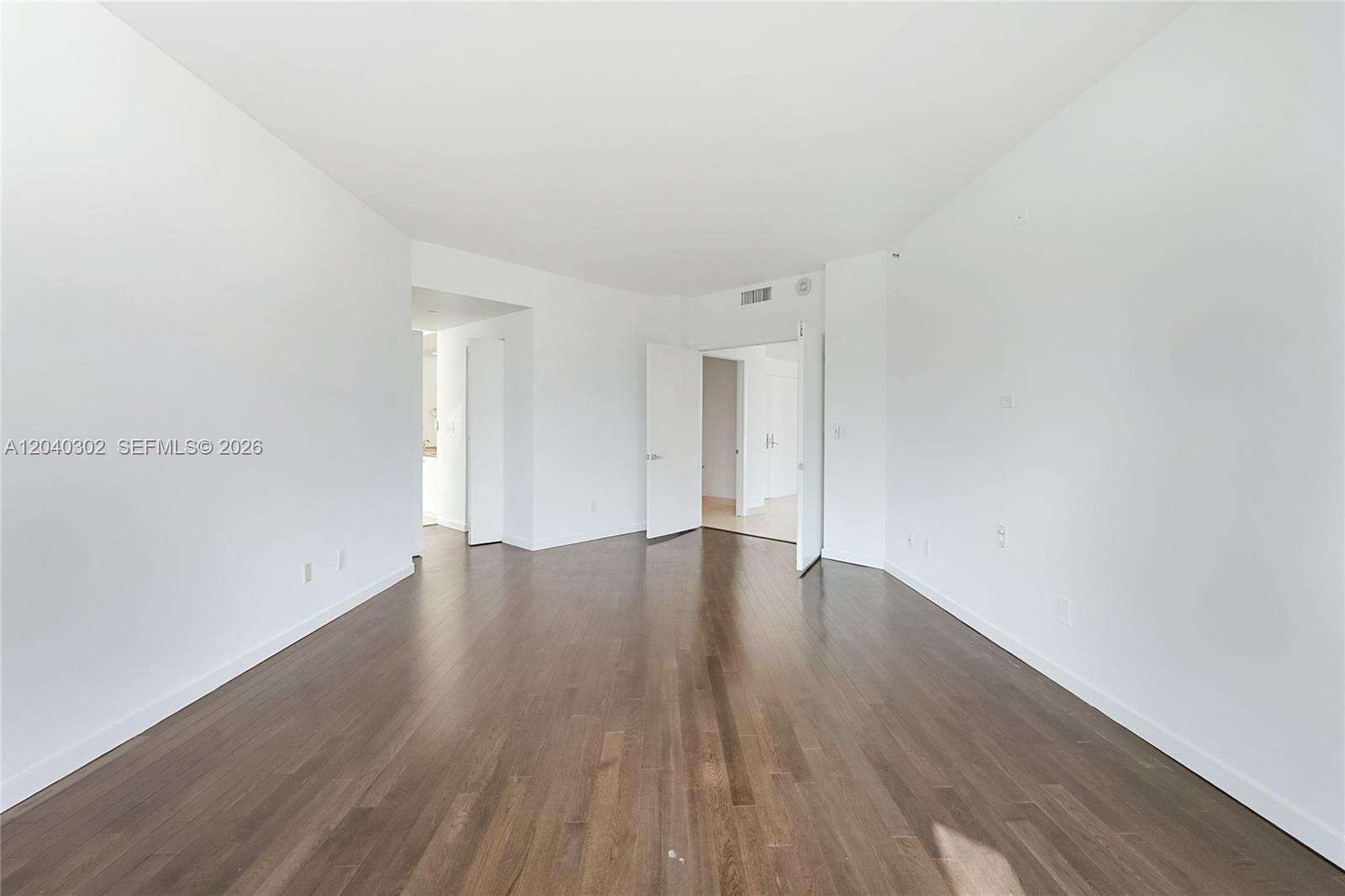 Portofino Tower at 300 Pointe Dr, Miami Beach, FL 33139 - For Rent photo 16