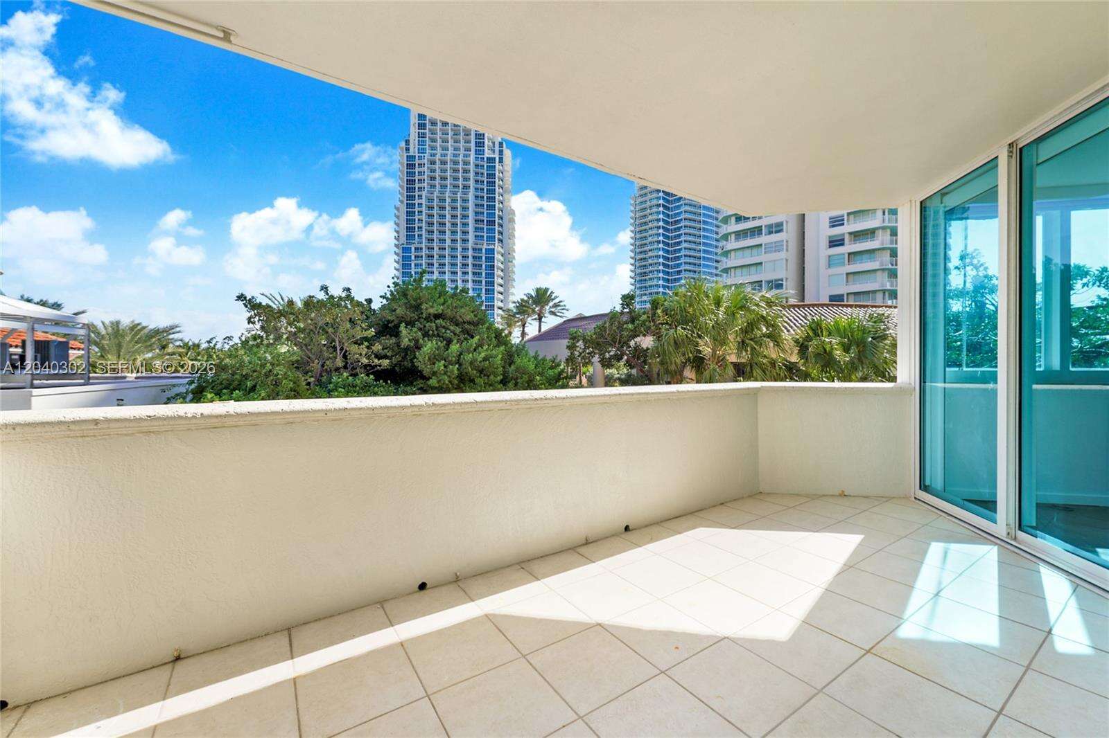 Portofino Tower at 300 Pointe Dr, Miami Beach, FL 33139 - For Rent photo 30