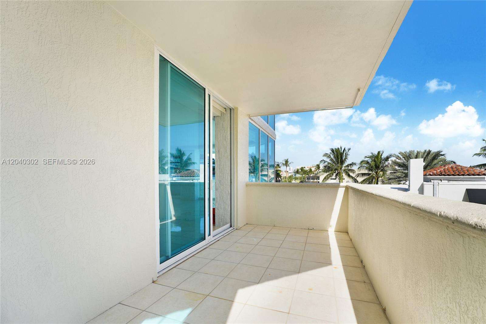 Portofino Tower at 300 Pointe Dr, Miami Beach, FL 33139 - For Rent photo 31