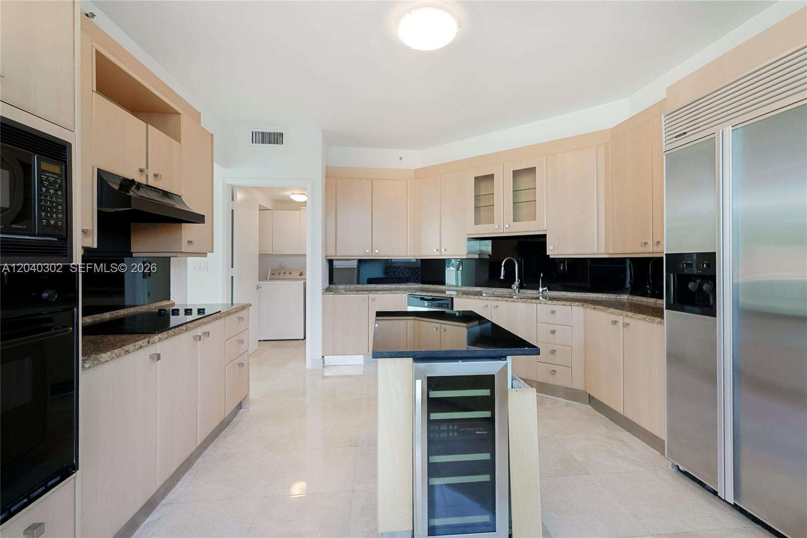 Portofino Tower at 300 Pointe Dr, Miami Beach, FL 33139 - For Rent photo 10