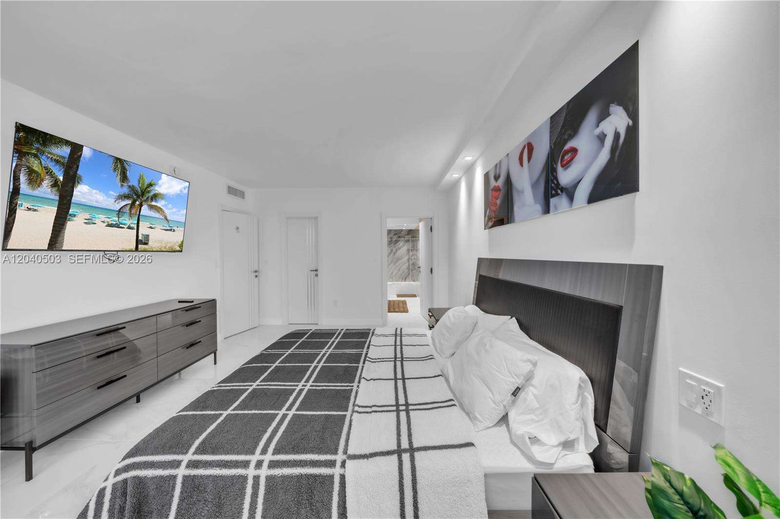 The Hemispheres at 1965 Ocean Dr, Hallandale Beach, FL 33009 - For Rent photo 22