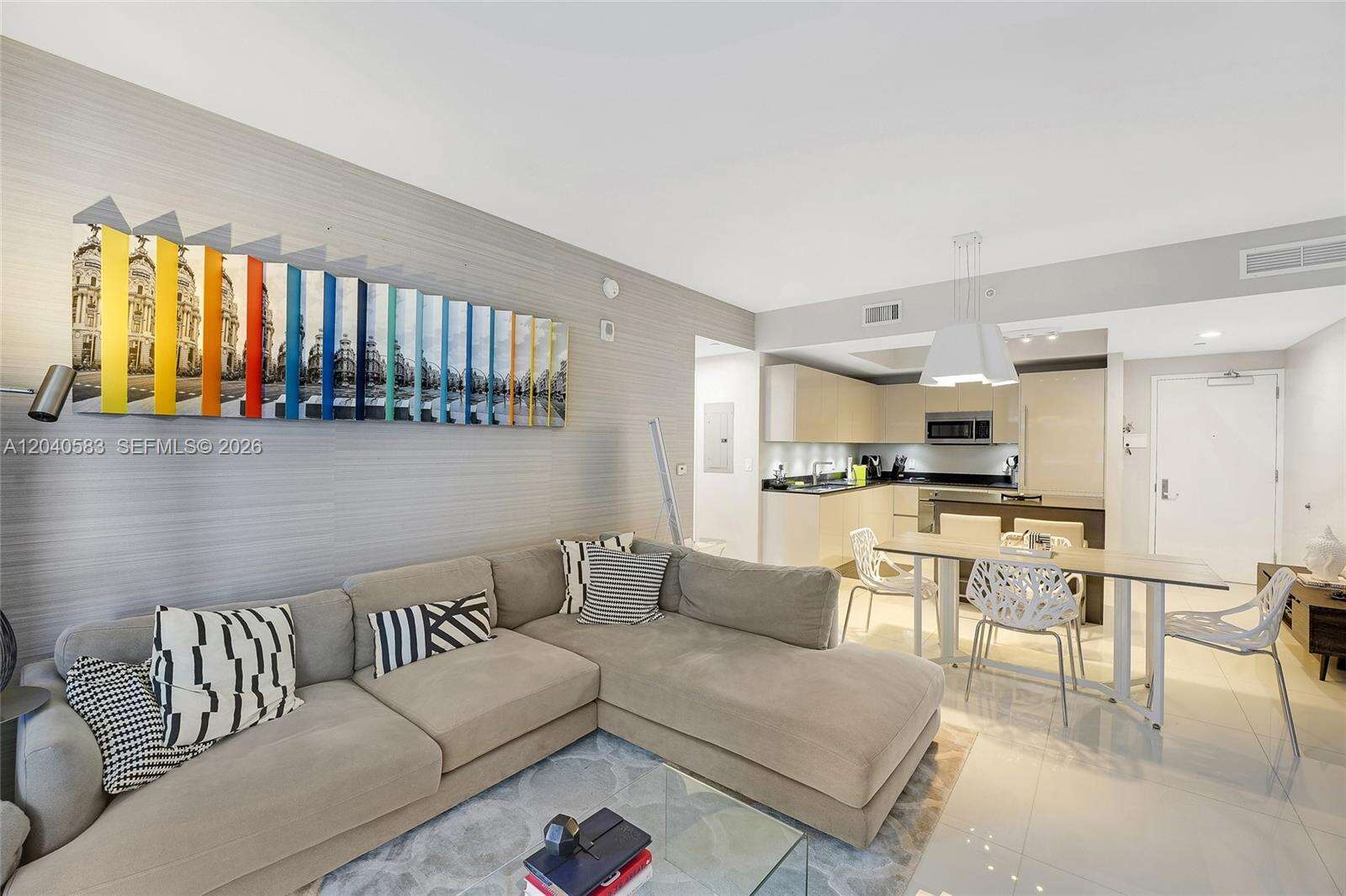 1010 Brickell at 1010 Brickell Ave, Miami, FL 33131 - For Rent photo 5
