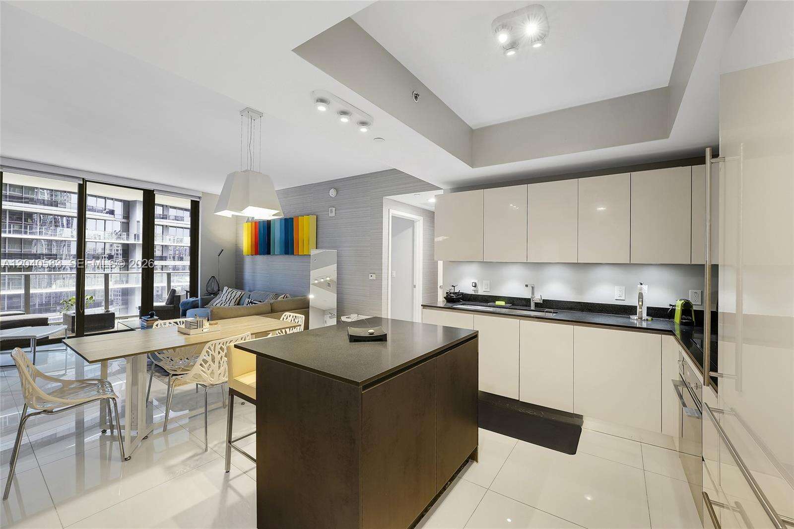 1010 Brickell at 1010 Brickell Ave, Miami, FL 33131 - For Rent photo 7