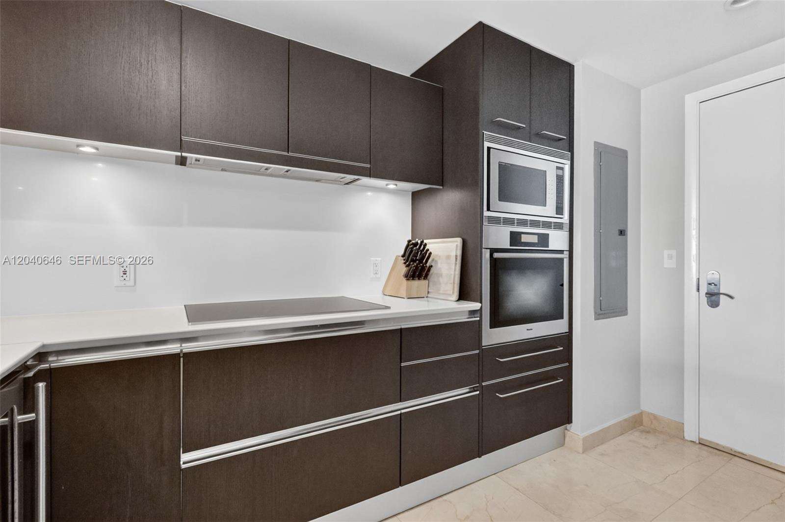 Jade Beach at 17001 Collins Ave, Sunny Isles Beach, FL 33160 - For Rent photo 11