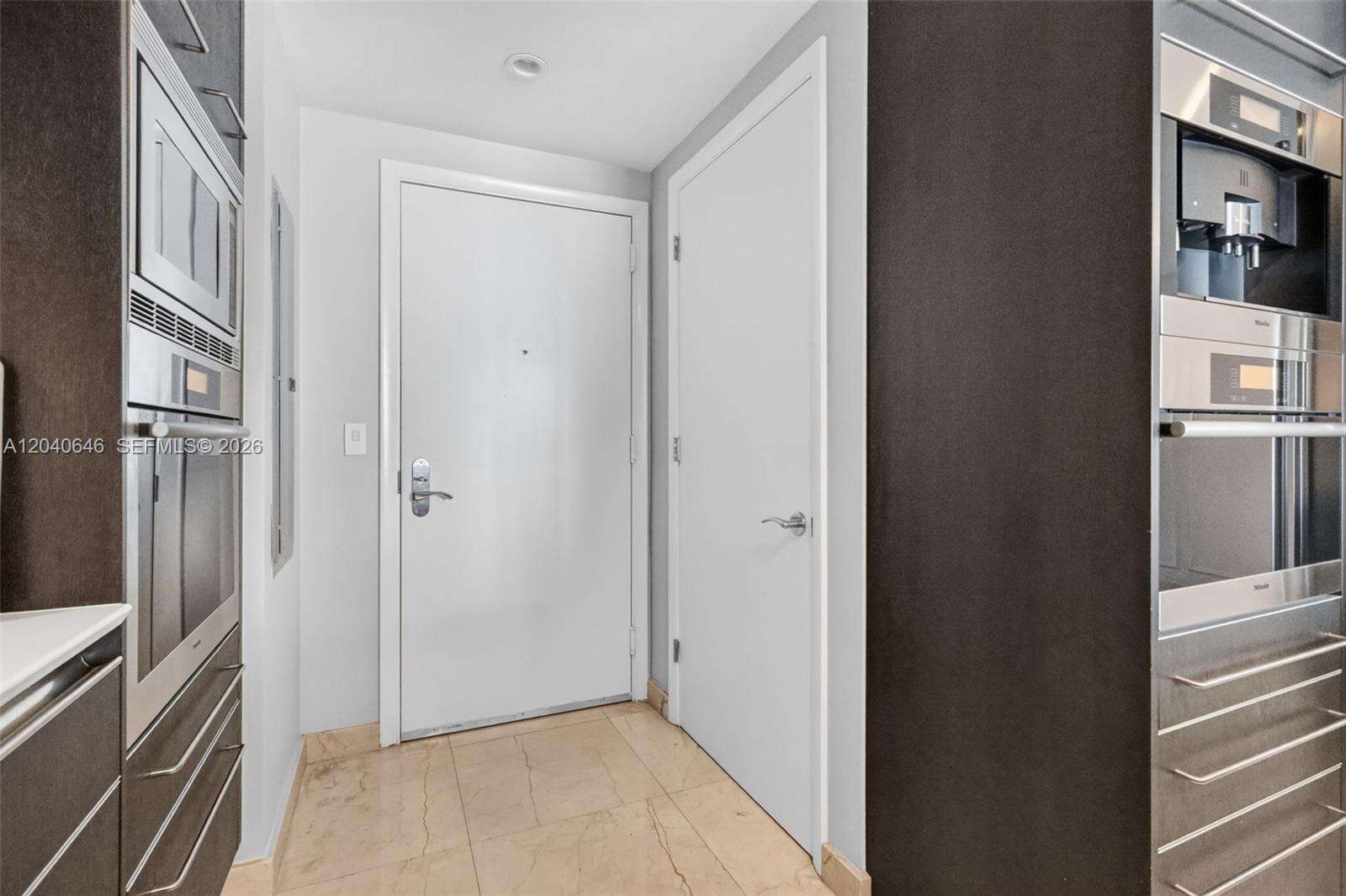 Jade Beach at 17001 Collins Ave, Sunny Isles Beach, FL 33160 - For Rent photo 12