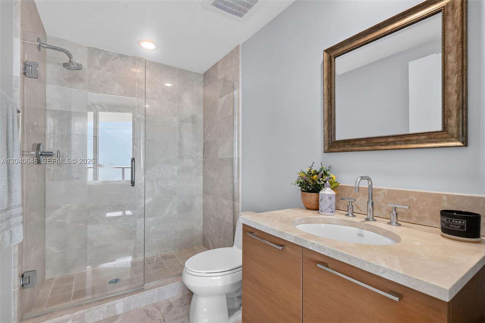 Jade Beach at 17001 Collins Ave, Sunny Isles Beach, FL 33160 - For Rent photo 22