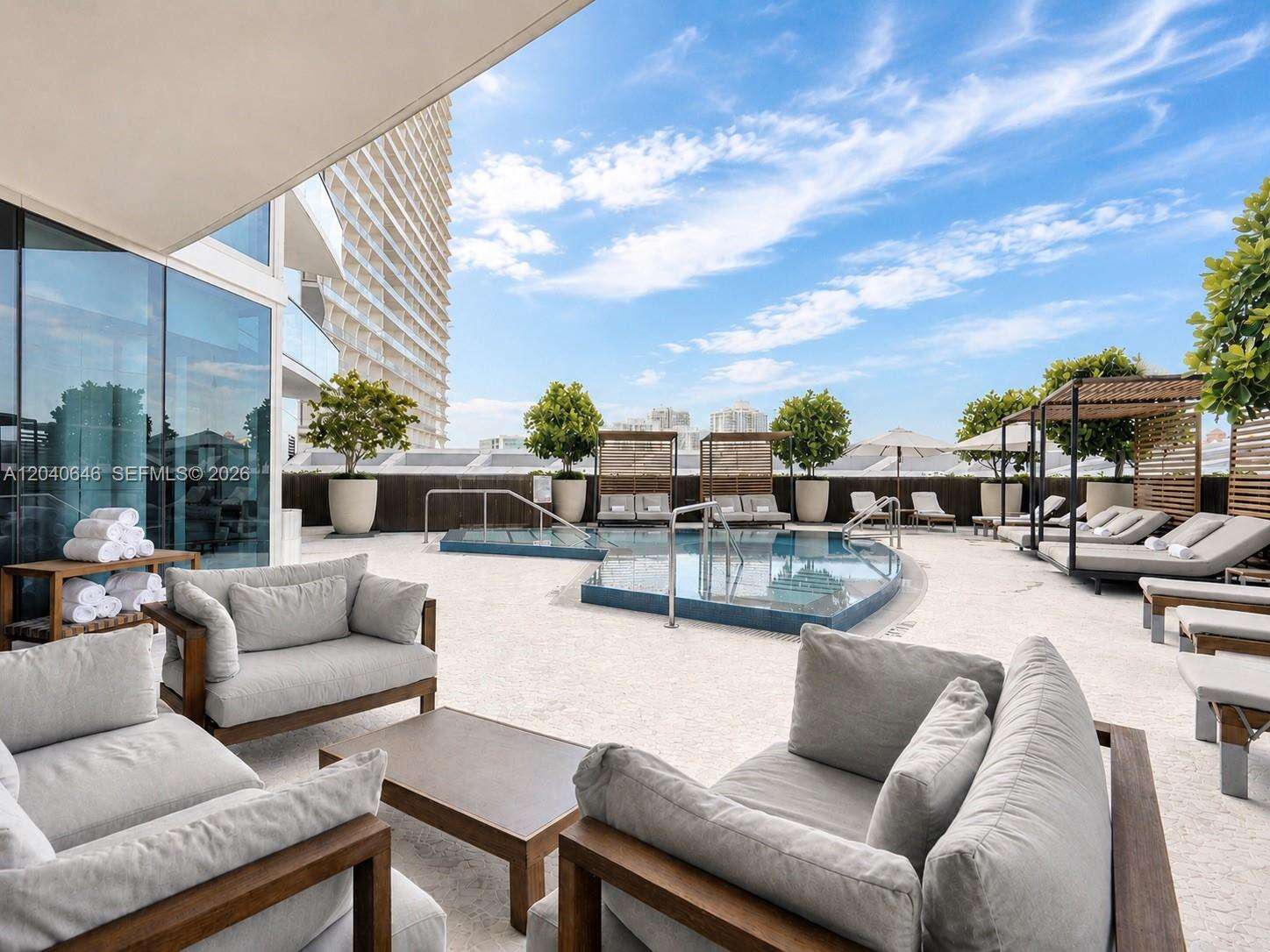 Jade Beach at 17001 Collins Ave, Sunny Isles Beach, FL 33160 - For Rent photo 57
