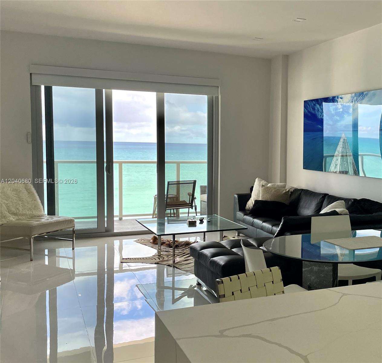 Arlen Beach at 5701 Collins Ave, Miami Beach, FL 33140 - For Rent photo 11