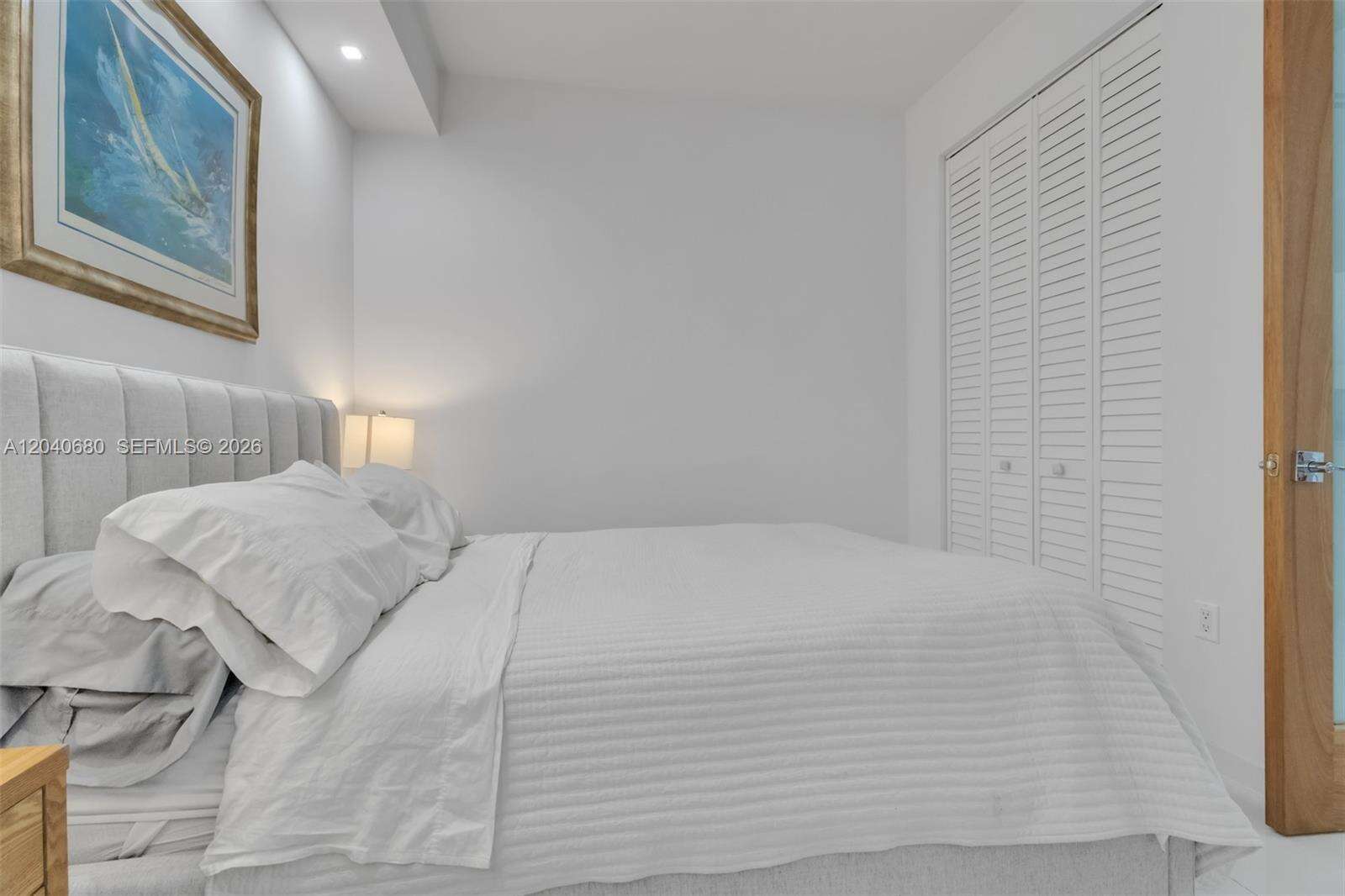 Arlen Beach at 5701 Collins Ave, Miami Beach, FL 33140 - For Rent photo 16