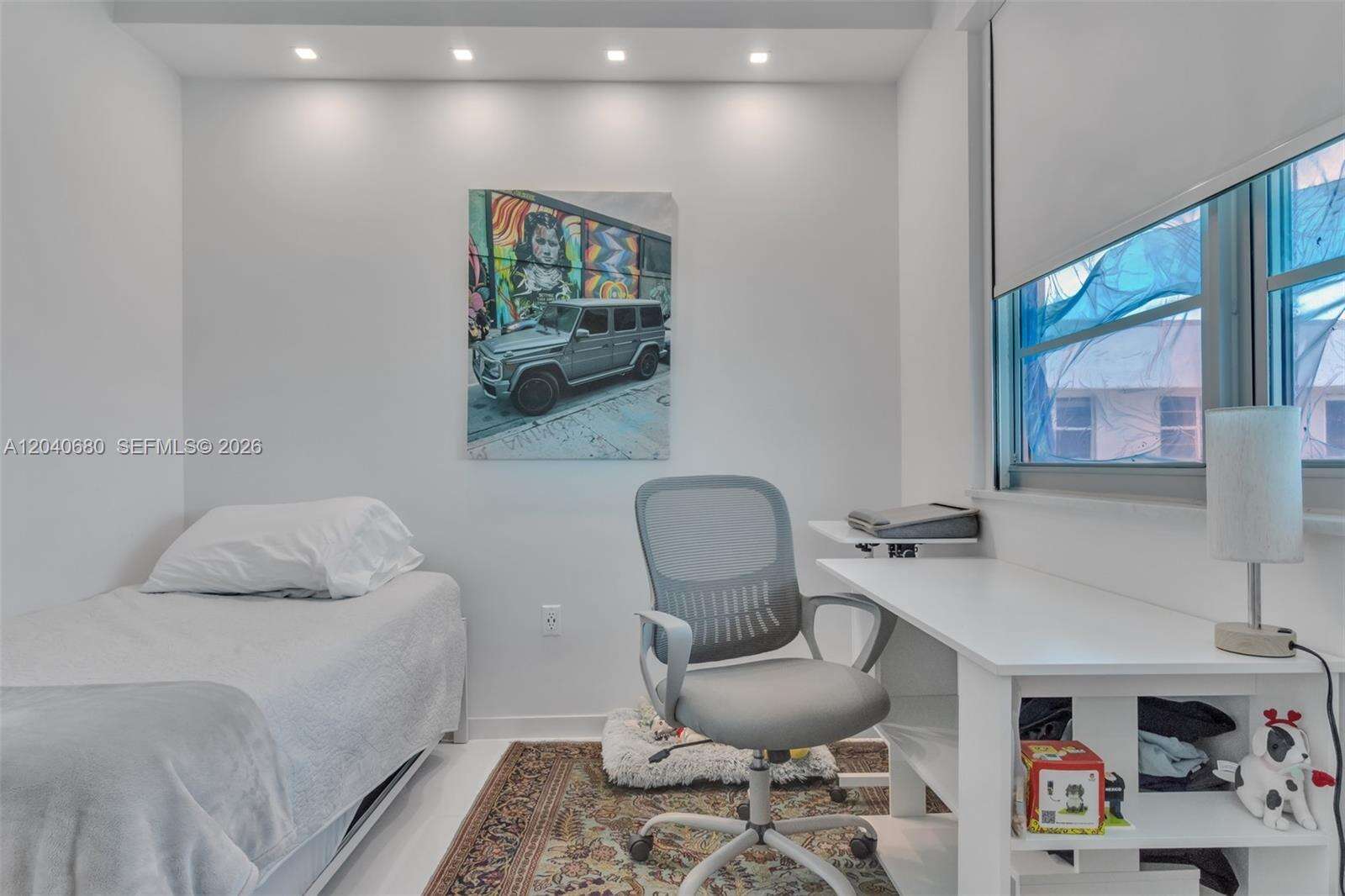 Arlen Beach at 5701 Collins Ave, Miami Beach, FL 33140 - For Rent photo 24