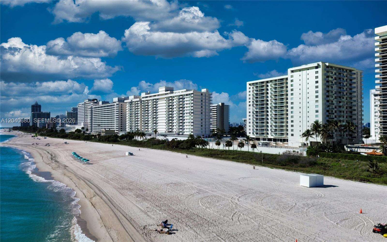 Arlen Beach at 5701 Collins Ave, Miami Beach, FL 33140 - For Rent photo 29