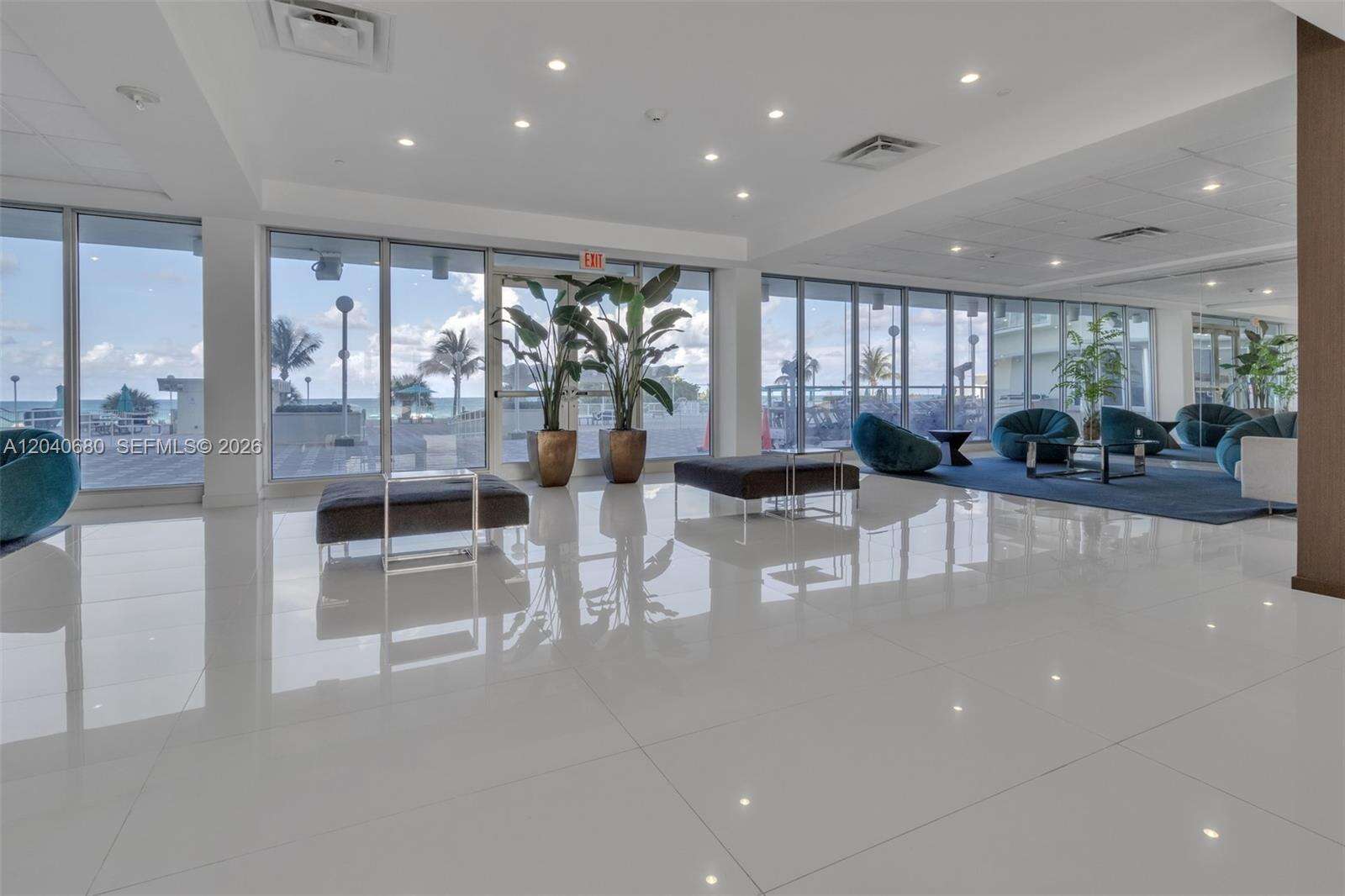 Arlen Beach at 5701 Collins Ave, Miami Beach, FL 33140 - For Rent photo 34