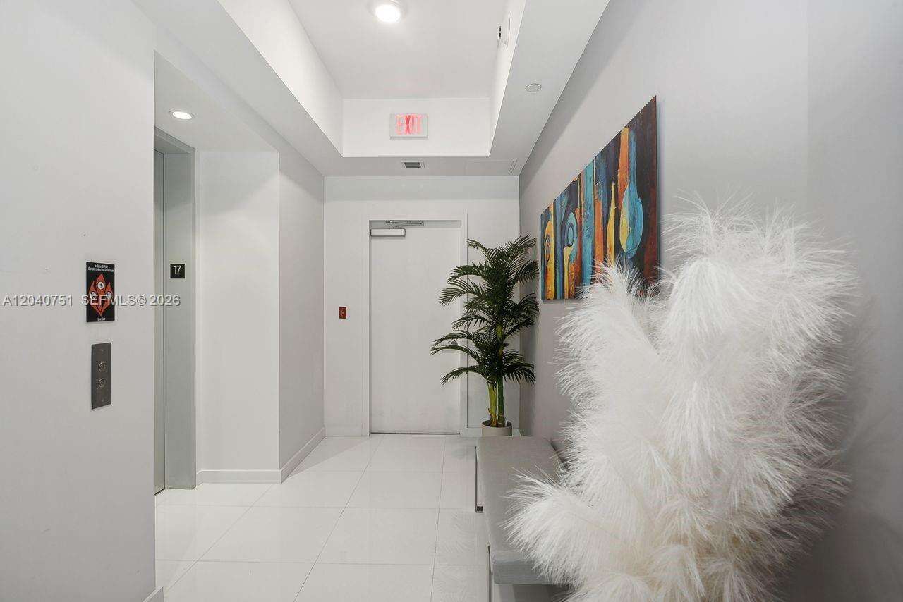 Paramount Miami Worldcenter at 851 1 Ave, Miami, FL 33132 - For Rent photo 7