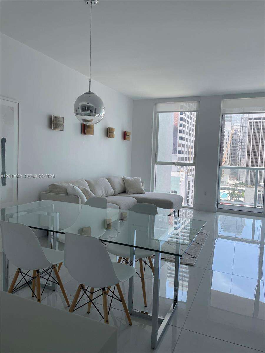 Vizcayne North at 244 Biscayne Blvd, Miami, FL 33132 - For Rent photo 3