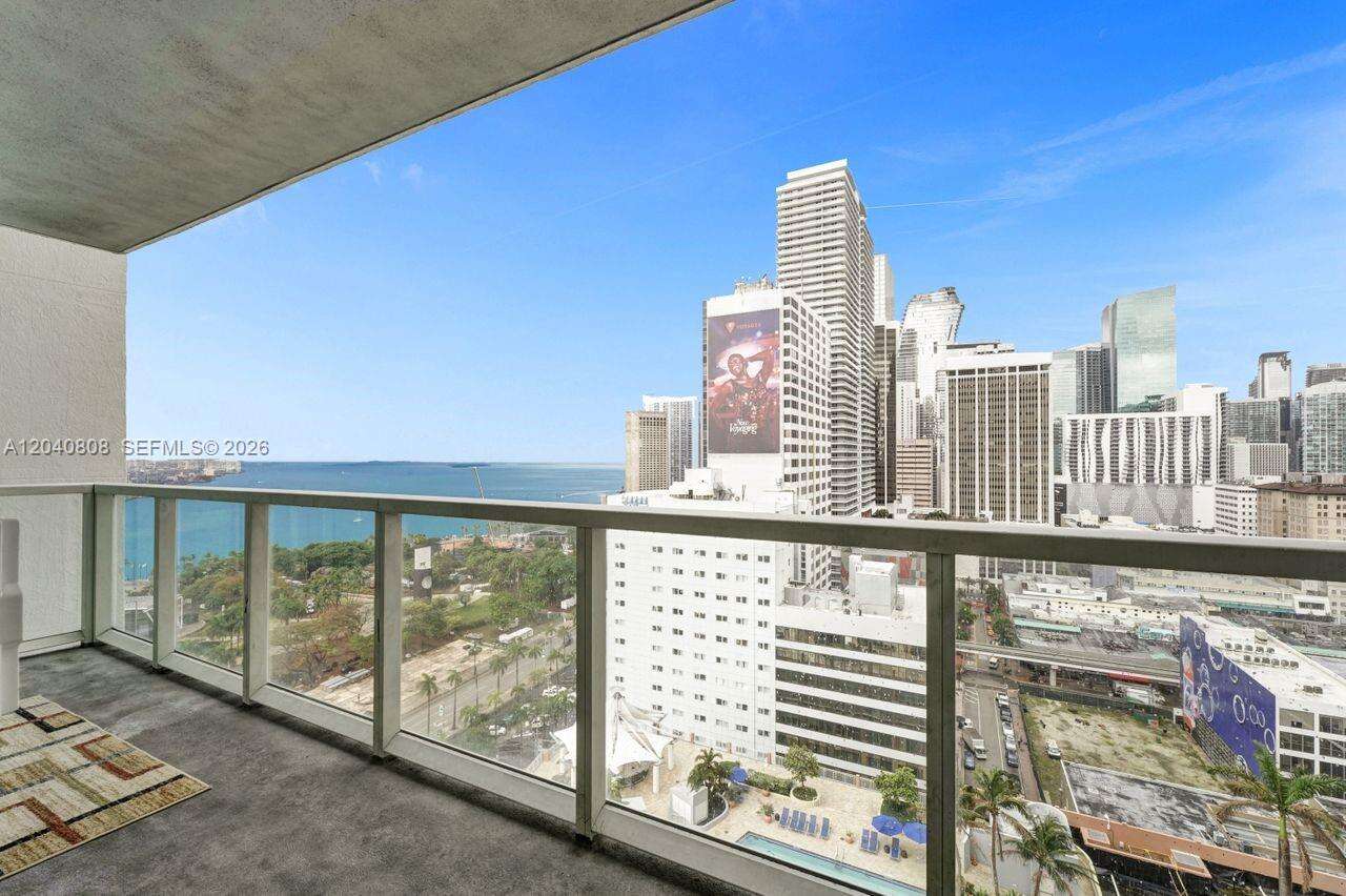 Vizcayne North at 244 Biscayne Blvd, Miami, FL 33132 - For Rent photo 24
