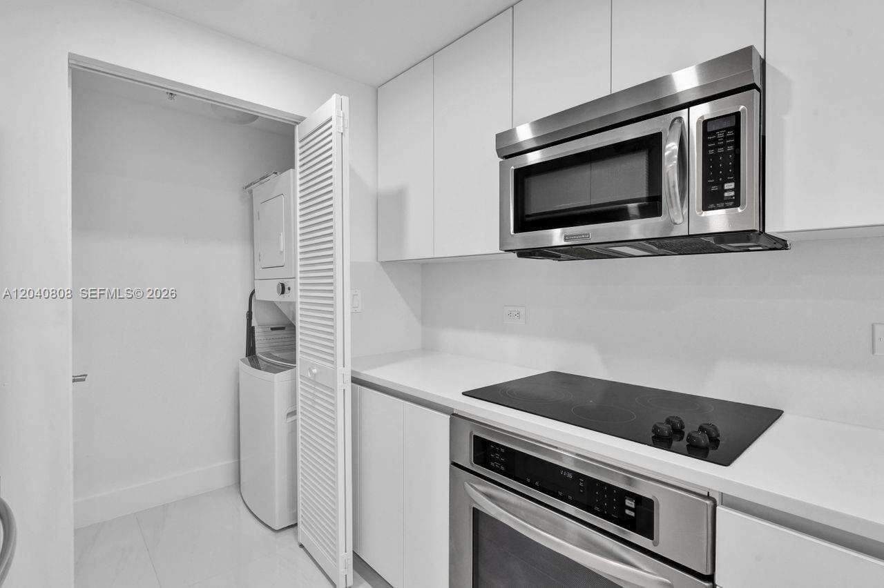 Vizcayne North at 244 Biscayne Blvd, Miami, FL 33132 - For Rent photo 5