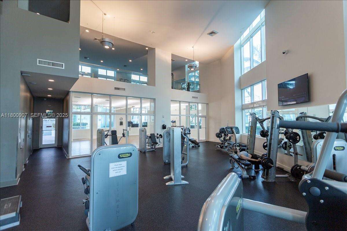 Quantum On The Bay at 1900 Bayshore, Miami, FL 33132 - Out Of market photo 14