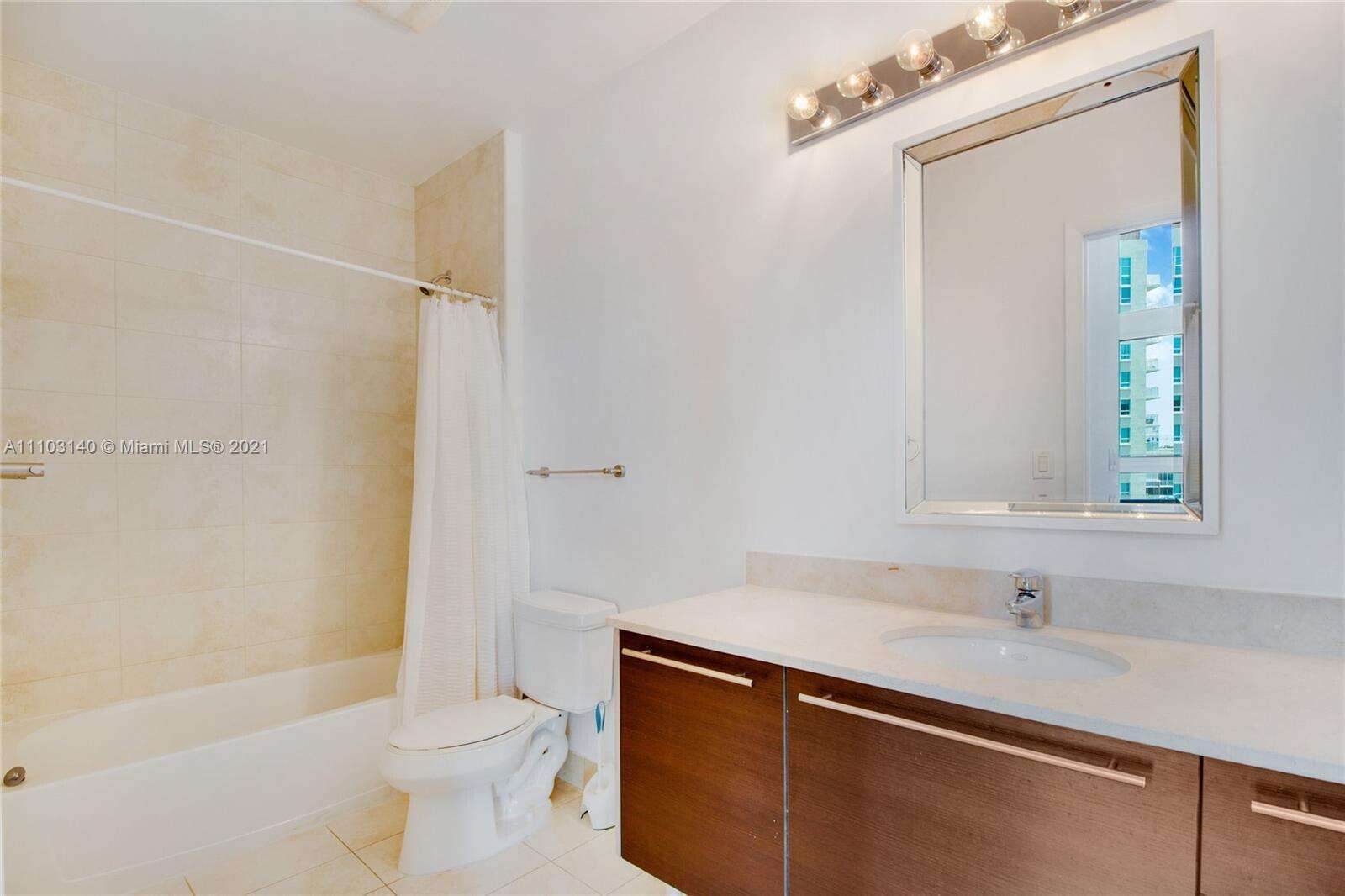 Quantum On The Bay at 1900 Bayshore, Miami, FL 33132 - Out Of market photo 8