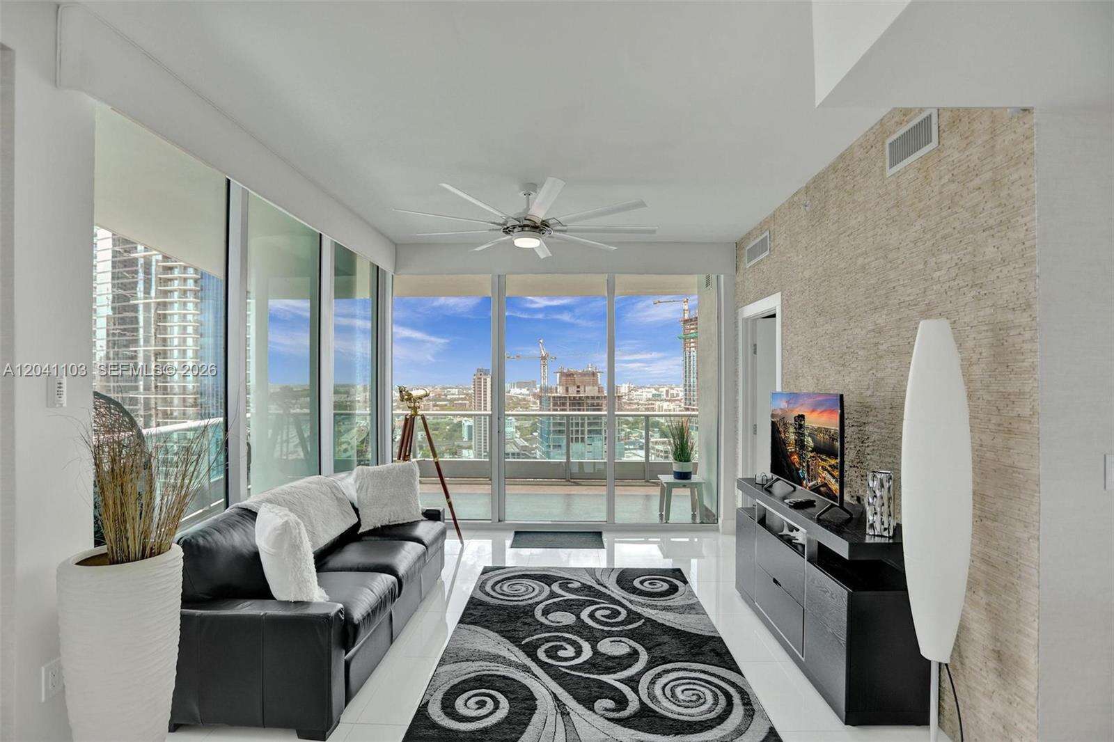 900 Biscayne at 900 Biscayne Blvd, Miami, FL 33132 - For Rent photo 12