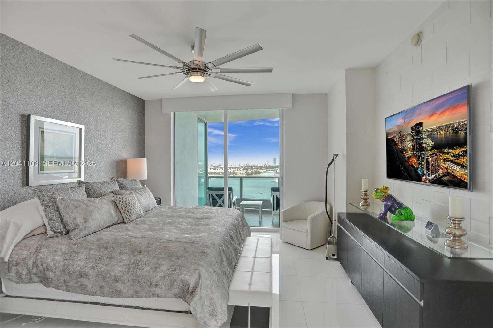900 Biscayne at 900 Biscayne Blvd, Miami, FL 33132 - For Rent photo 32