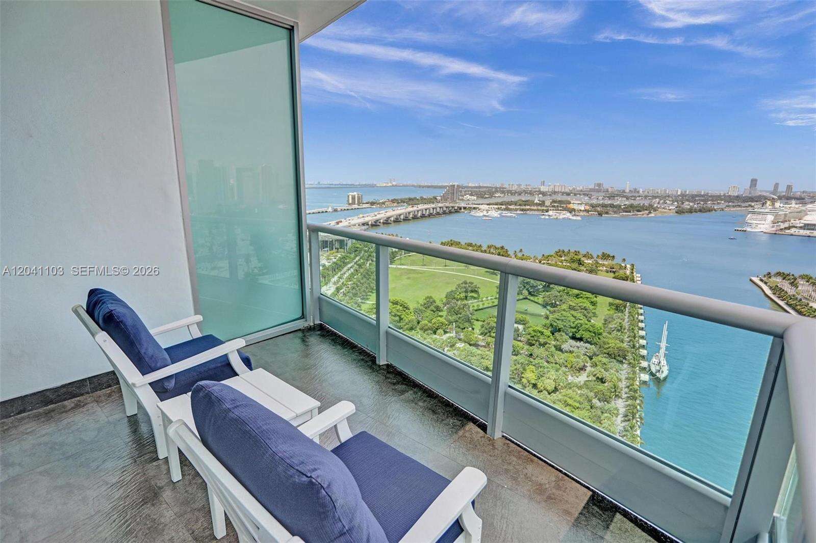 900 Biscayne at 900 Biscayne Blvd, Miami, FL 33132 - For Rent photo 57