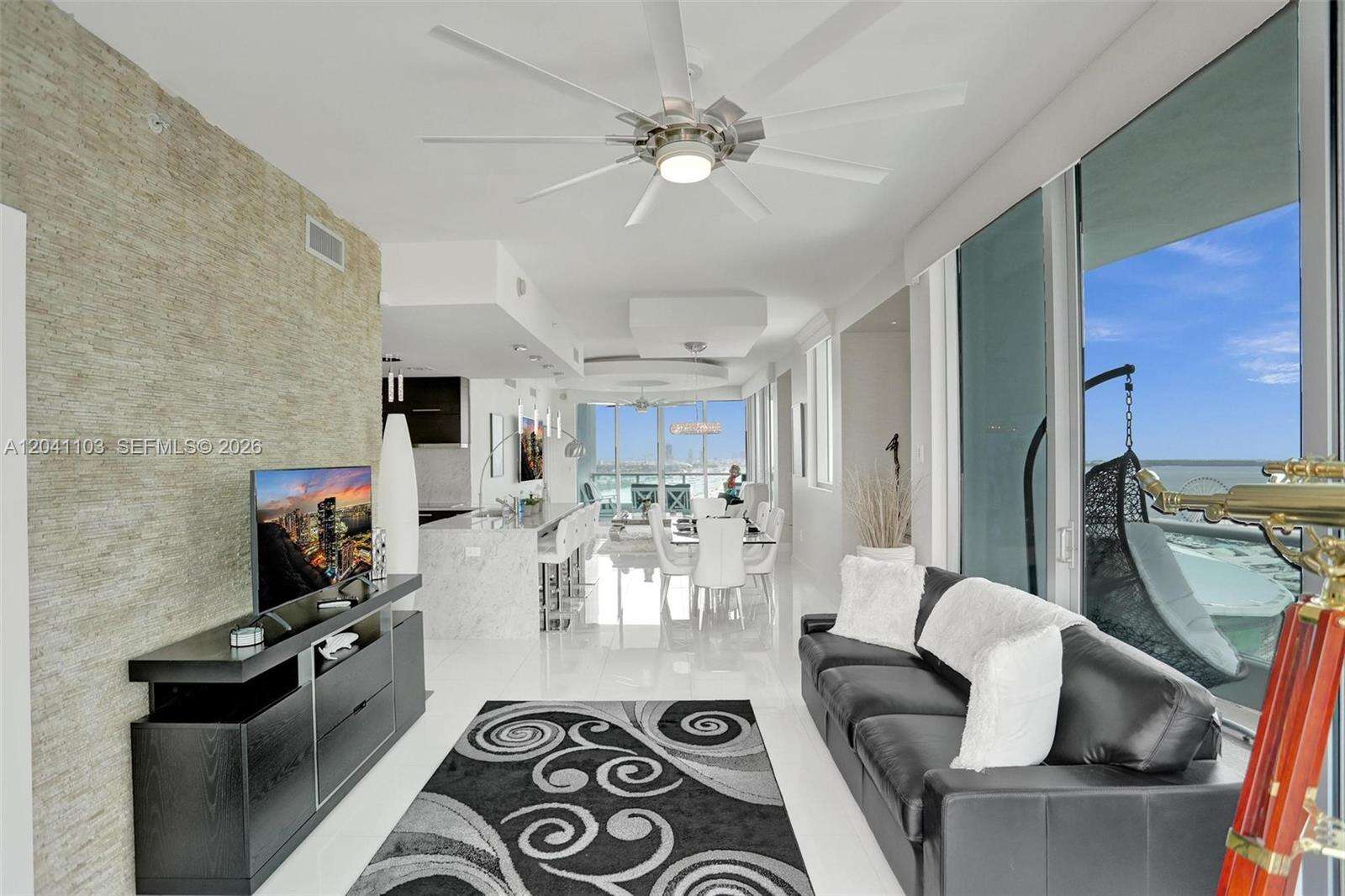 900 Biscayne at 900 Biscayne Blvd, Miami, FL 33132 - For Rent photo 9
