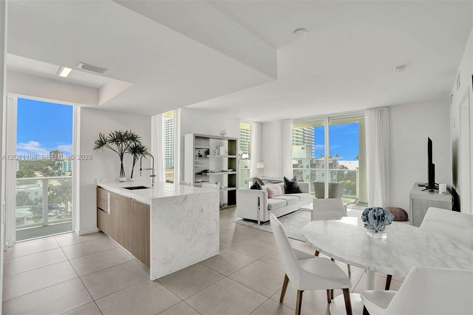 Tiffany House at 401 Birch Rd, Fort Lauderdale, FL 33304 - For Rent photo 1