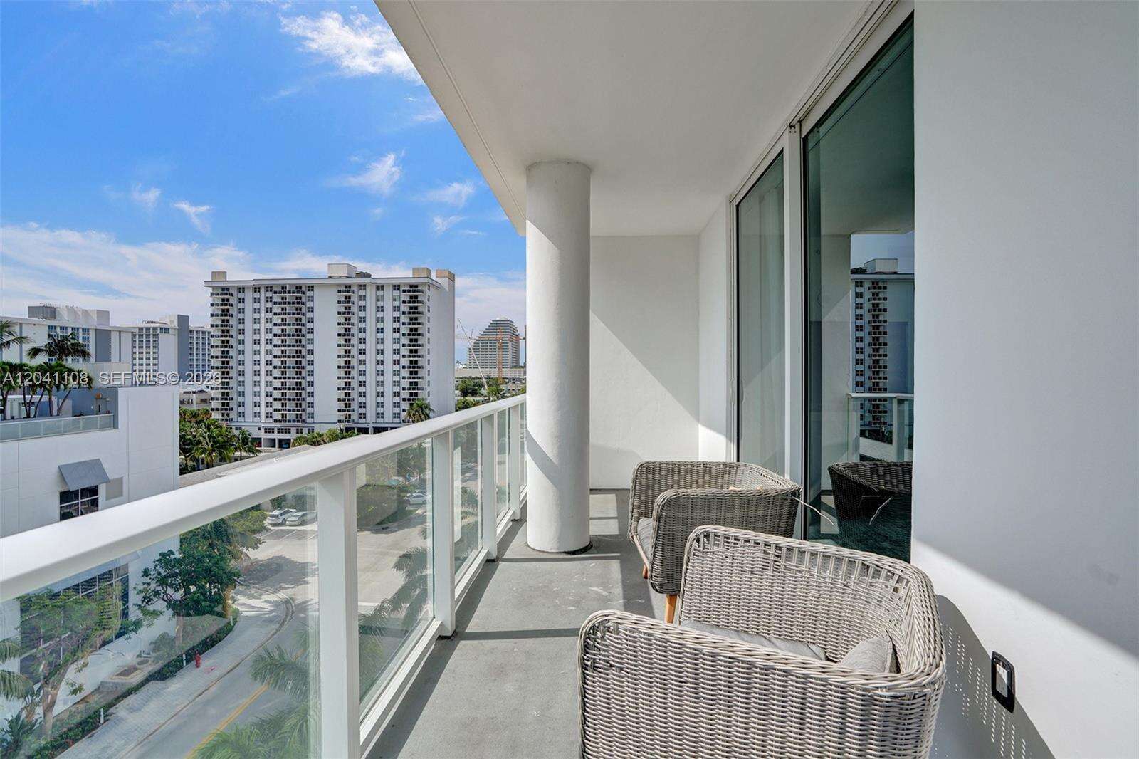 Tiffany House at 401 Birch Rd, Fort Lauderdale, FL 33304 - For Rent photo 23